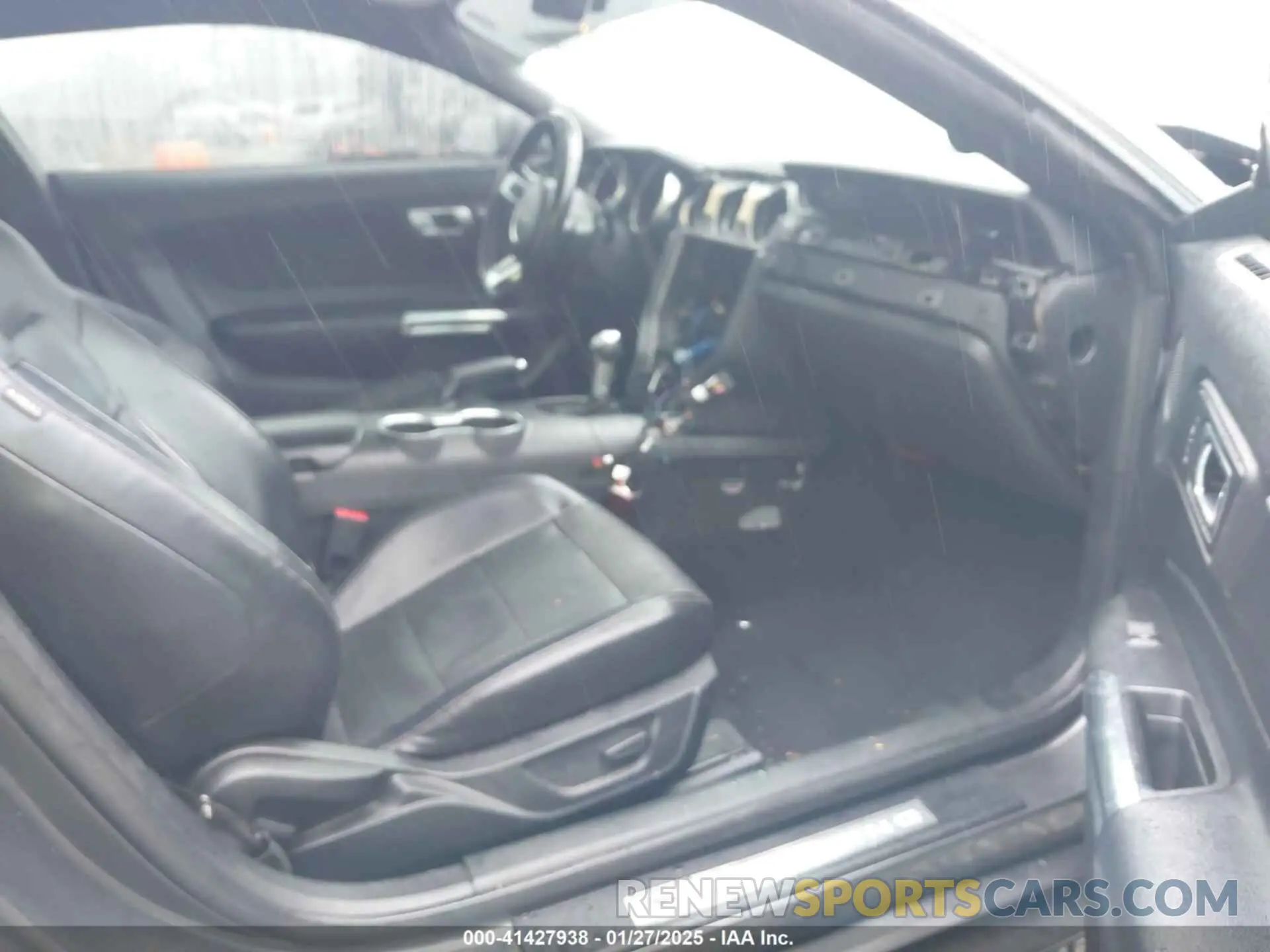 5 Photograph of a damaged car 1FA6P8TH6L5147913 FORD MUSTANG 2020