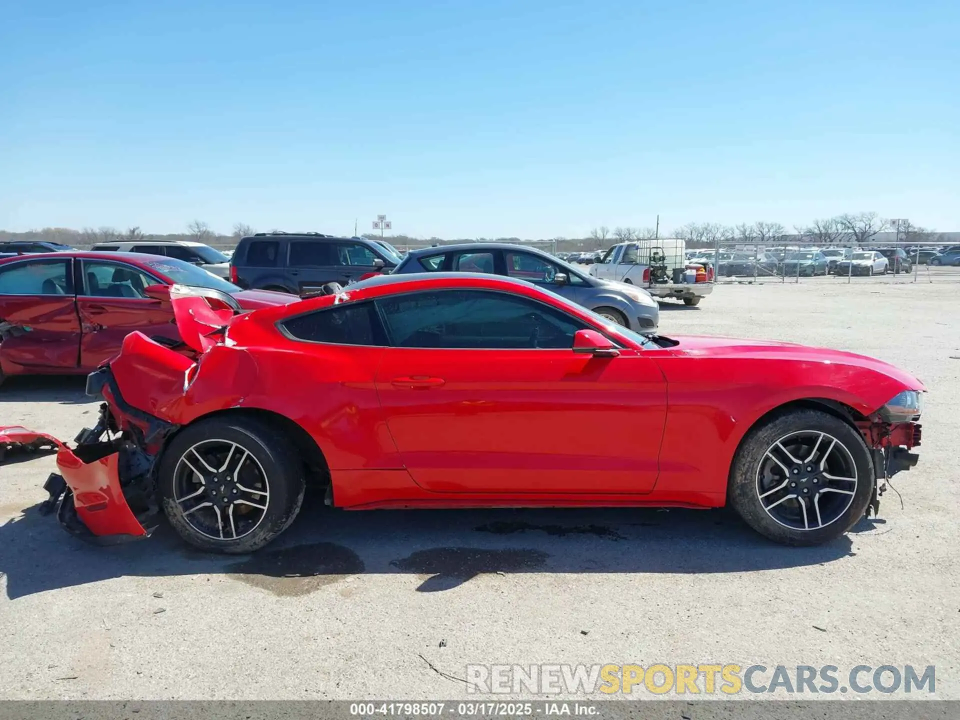 13 Photograph of a damaged car 1FA6P8TH6L5148110 FORD MUSTANG 2020