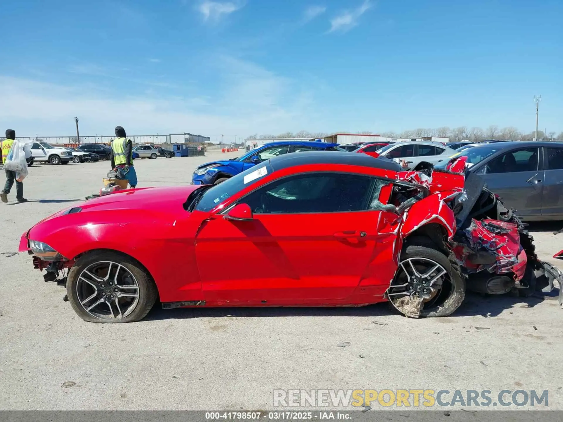 14 Photograph of a damaged car 1FA6P8TH6L5148110 FORD MUSTANG 2020