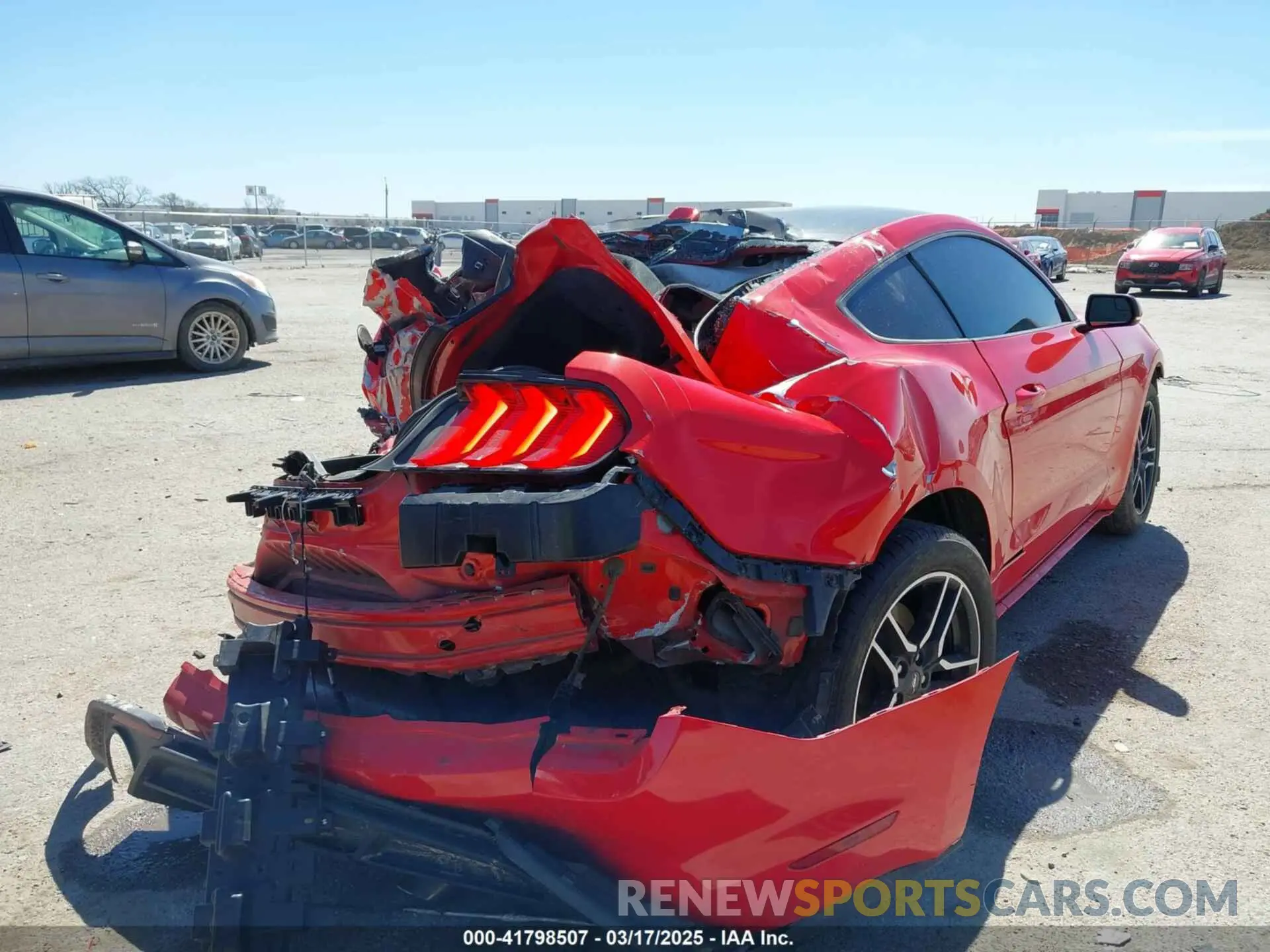 4 Photograph of a damaged car 1FA6P8TH6L5148110 FORD MUSTANG 2020