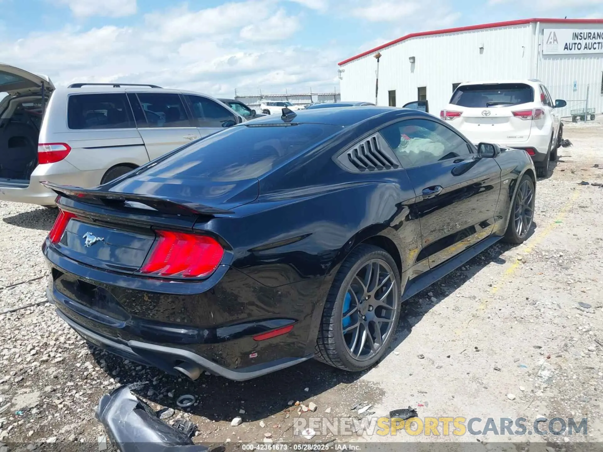 4 Photograph of a damaged car 1FA6P8TH7L5158077 FORD MUSTANG 2020