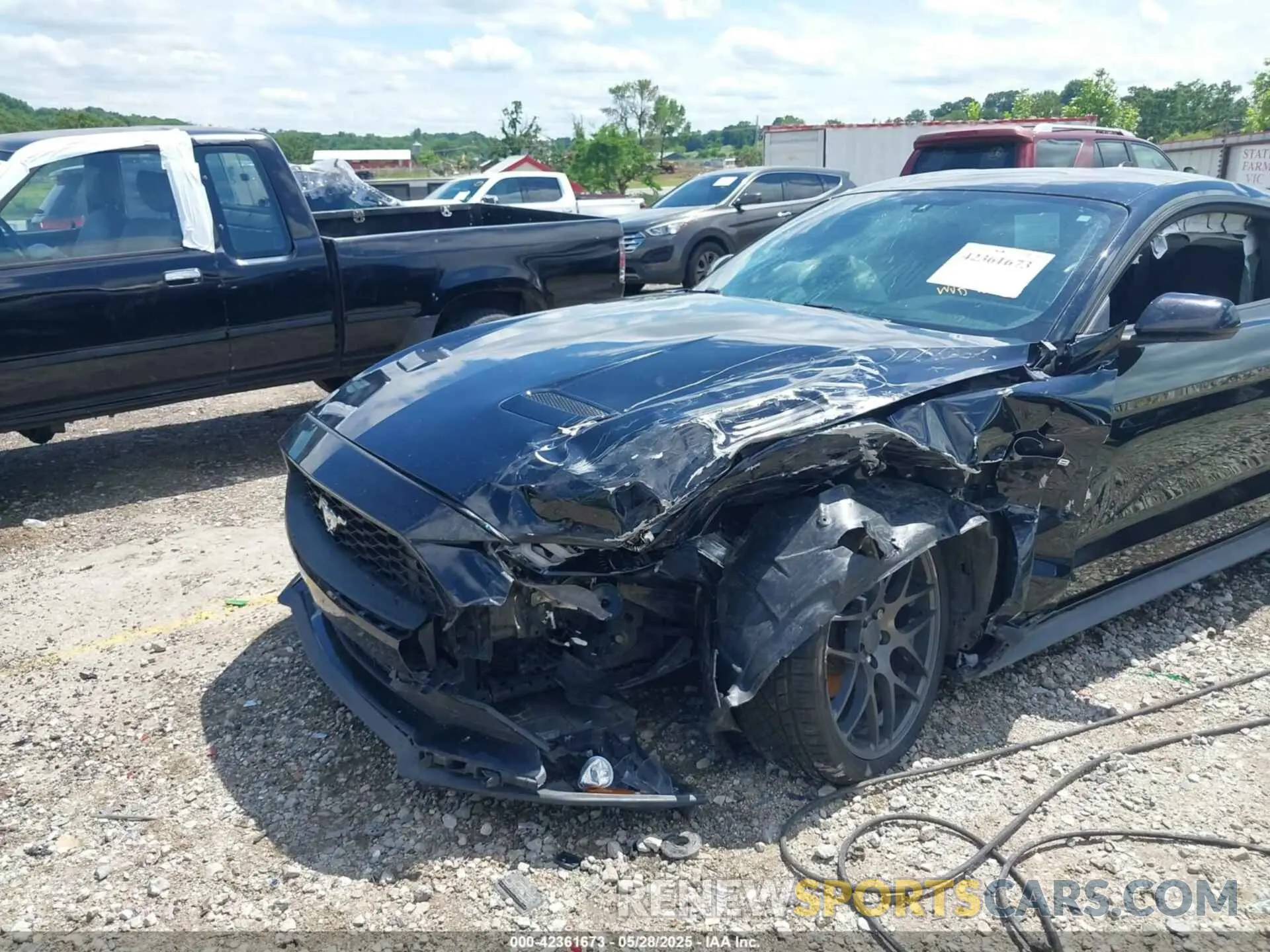 6 Photograph of a damaged car 1FA6P8TH7L5158077 FORD MUSTANG 2020