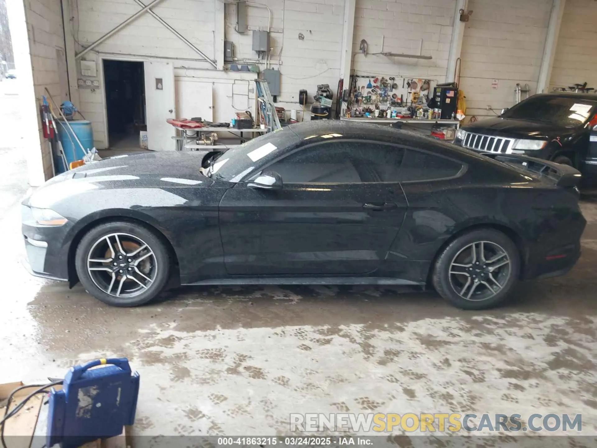 14 Photograph of a damaged car 1FA6P8TH8L5171016 FORD MUSTANG 2020