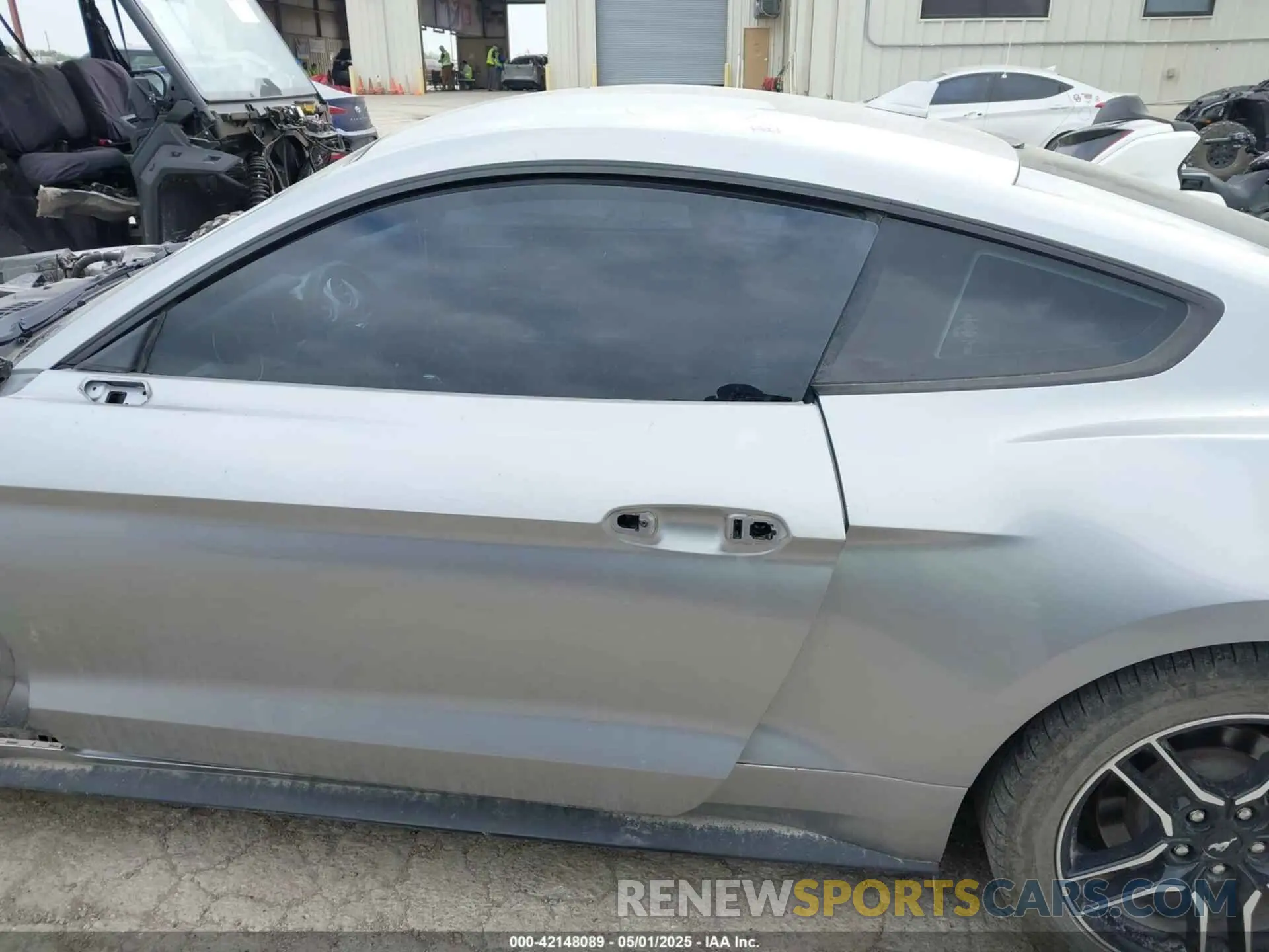14 Photograph of a damaged car 1FA6P8TH9L5139174 FORD MUSTANG 2020