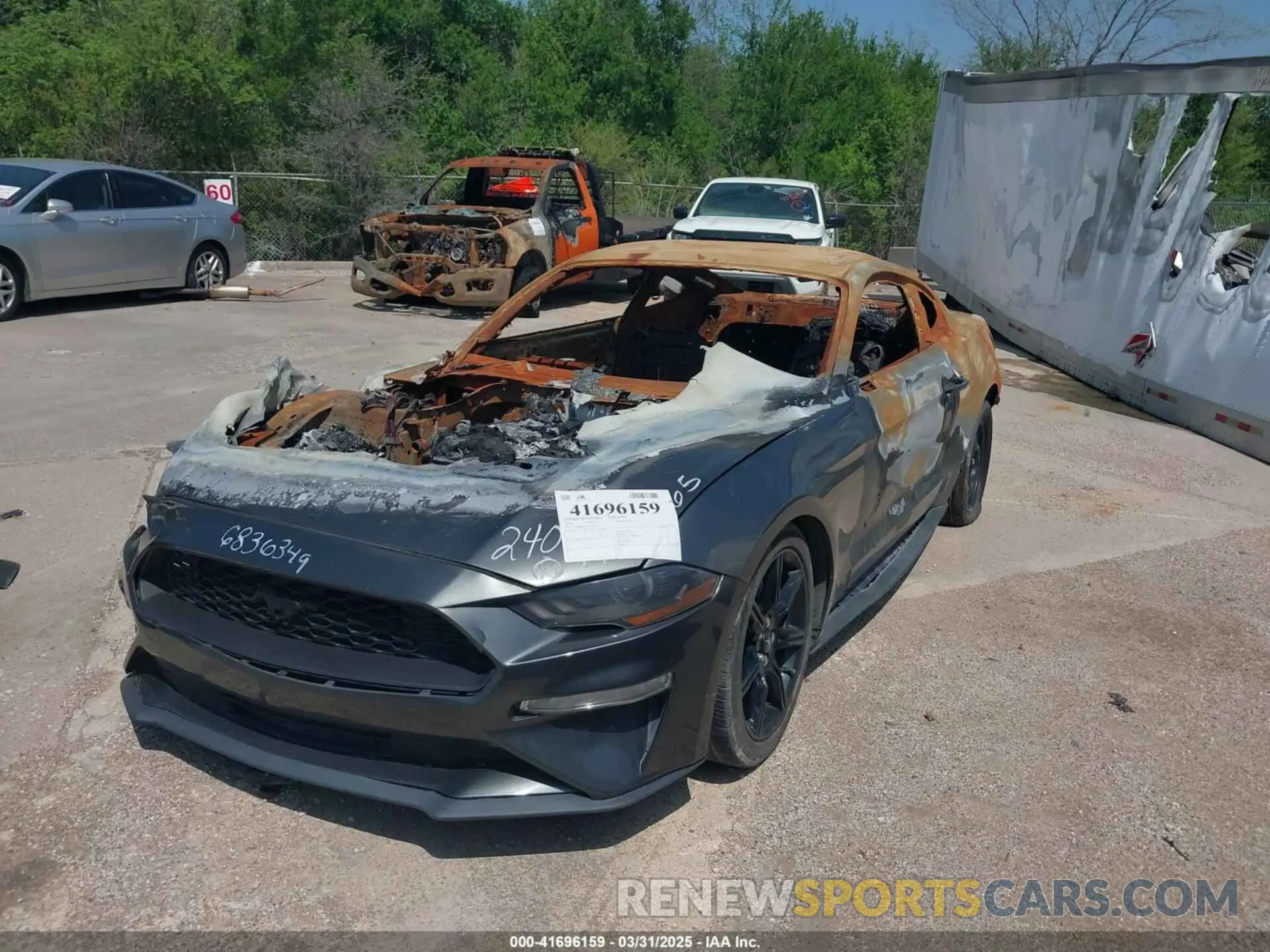 2 Фотография поврежденного автомобиля 1FA6P8THXL5154380 FORD MUSTANG 2020