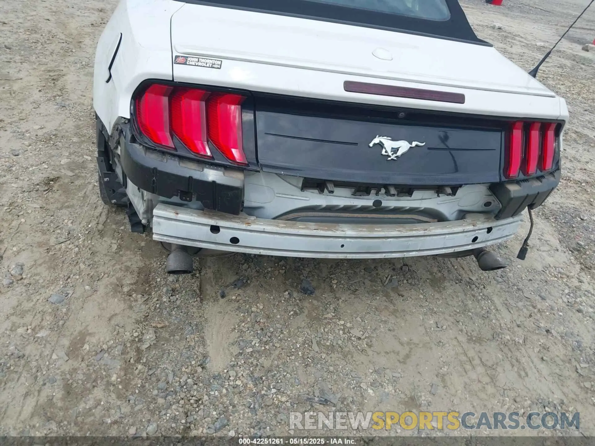6 Photograph of a damaged car 1FATP8UH2L5119009 FORD MUSTANG 2020