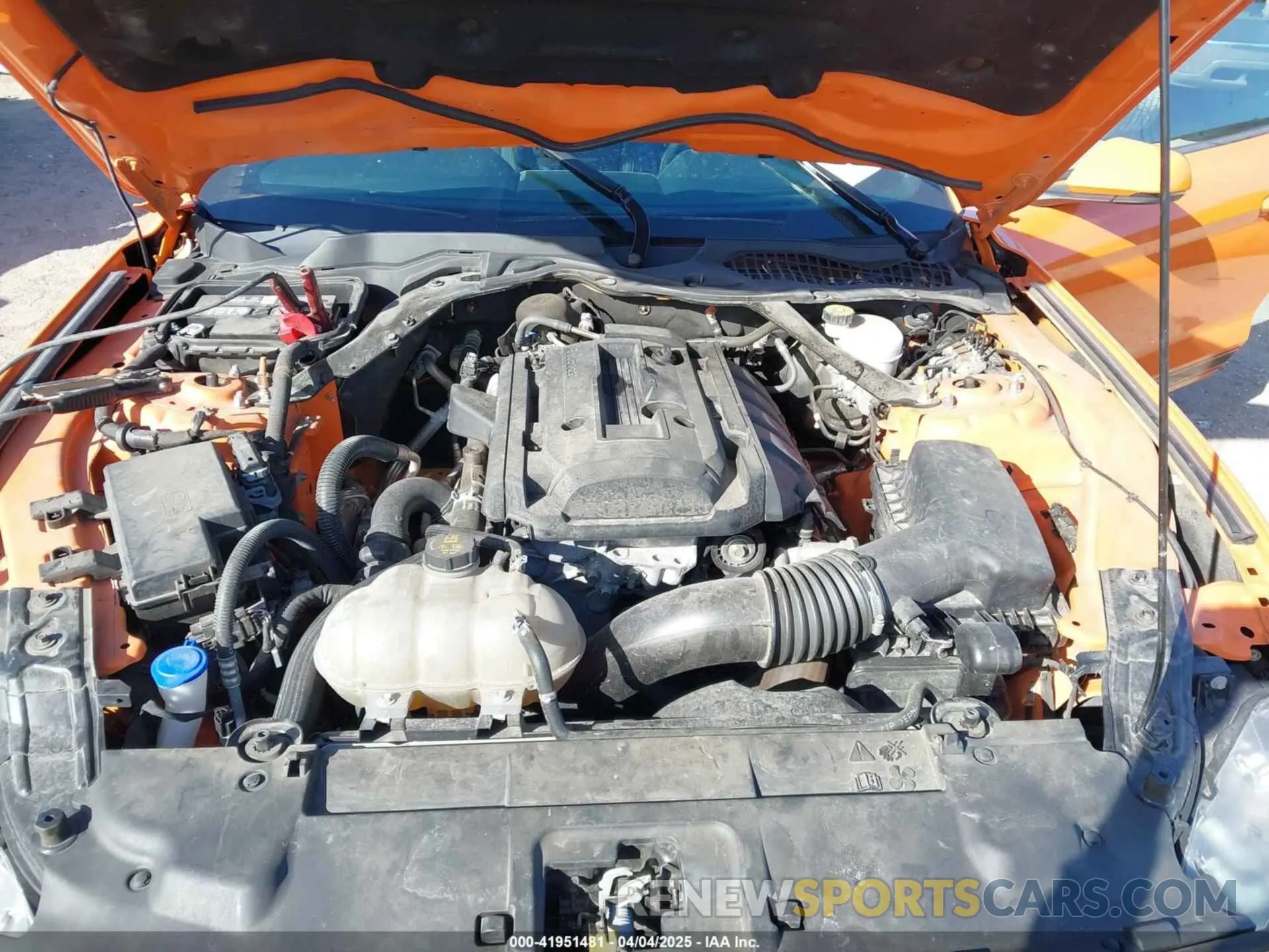10 Фотография поврежденного автомобиля 1FATP8UH7L5138428 FORD MUSTANG 2020