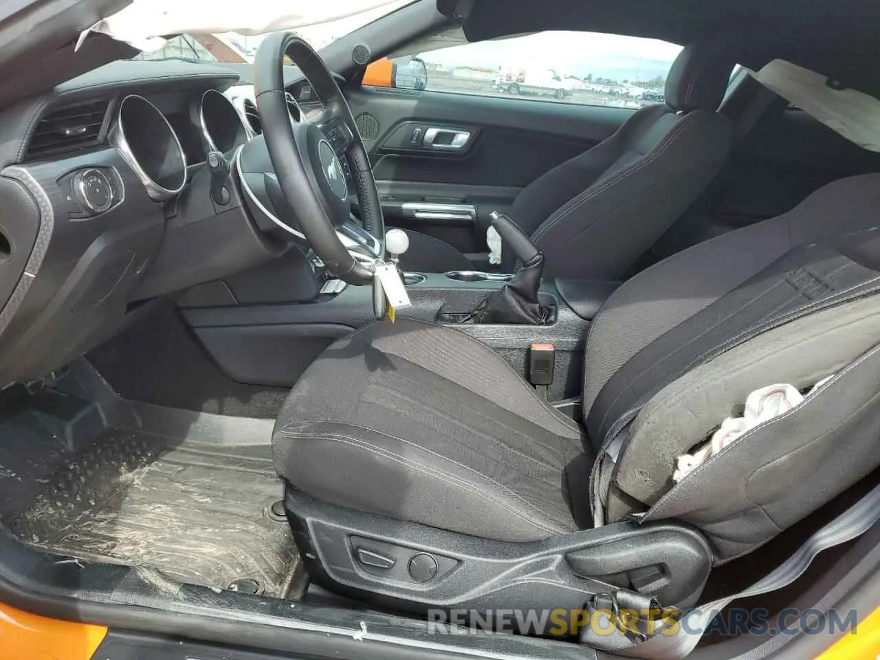 7 Фотография поврежденного автомобиля 1FA6P8CF2M5110602 FORD MUSTANG 2021