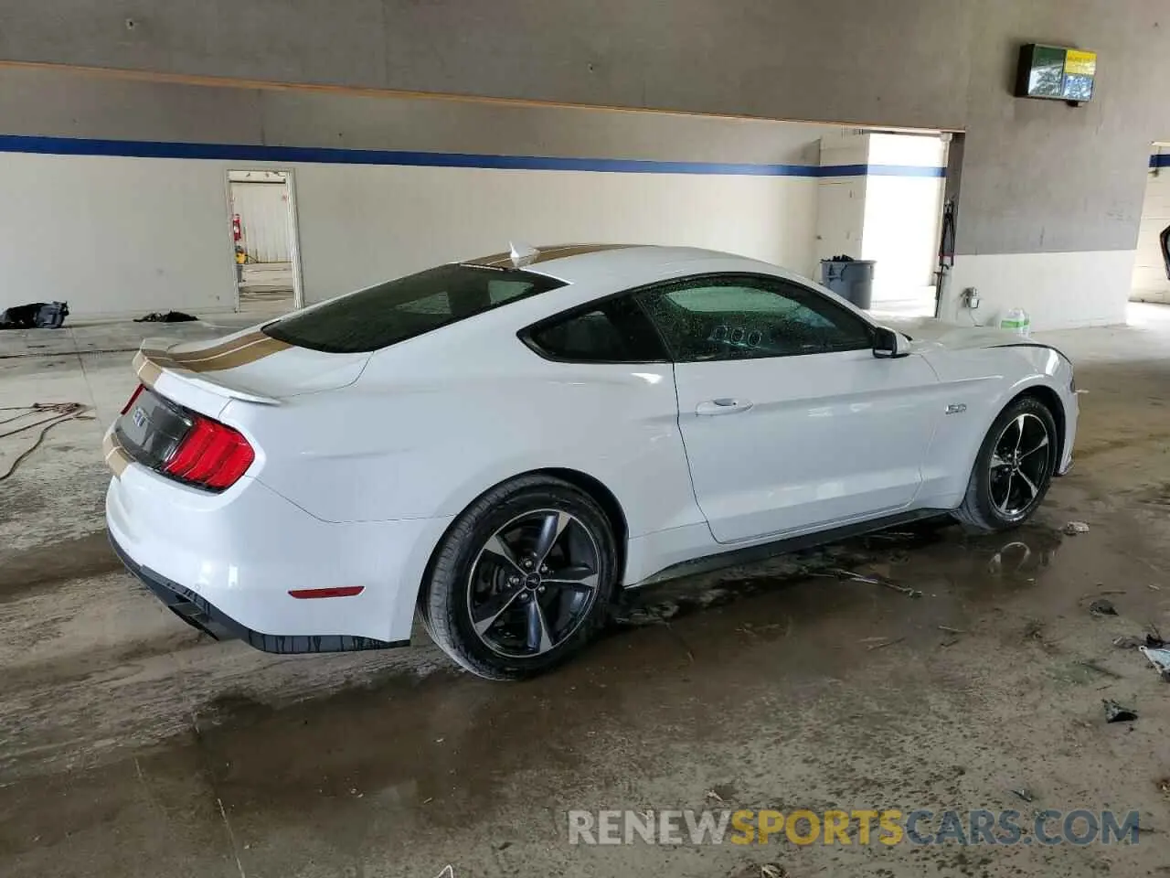 3 Фотография поврежденного автомобиля 1FA6P8CF2M5134074 FORD MUSTANG 2021