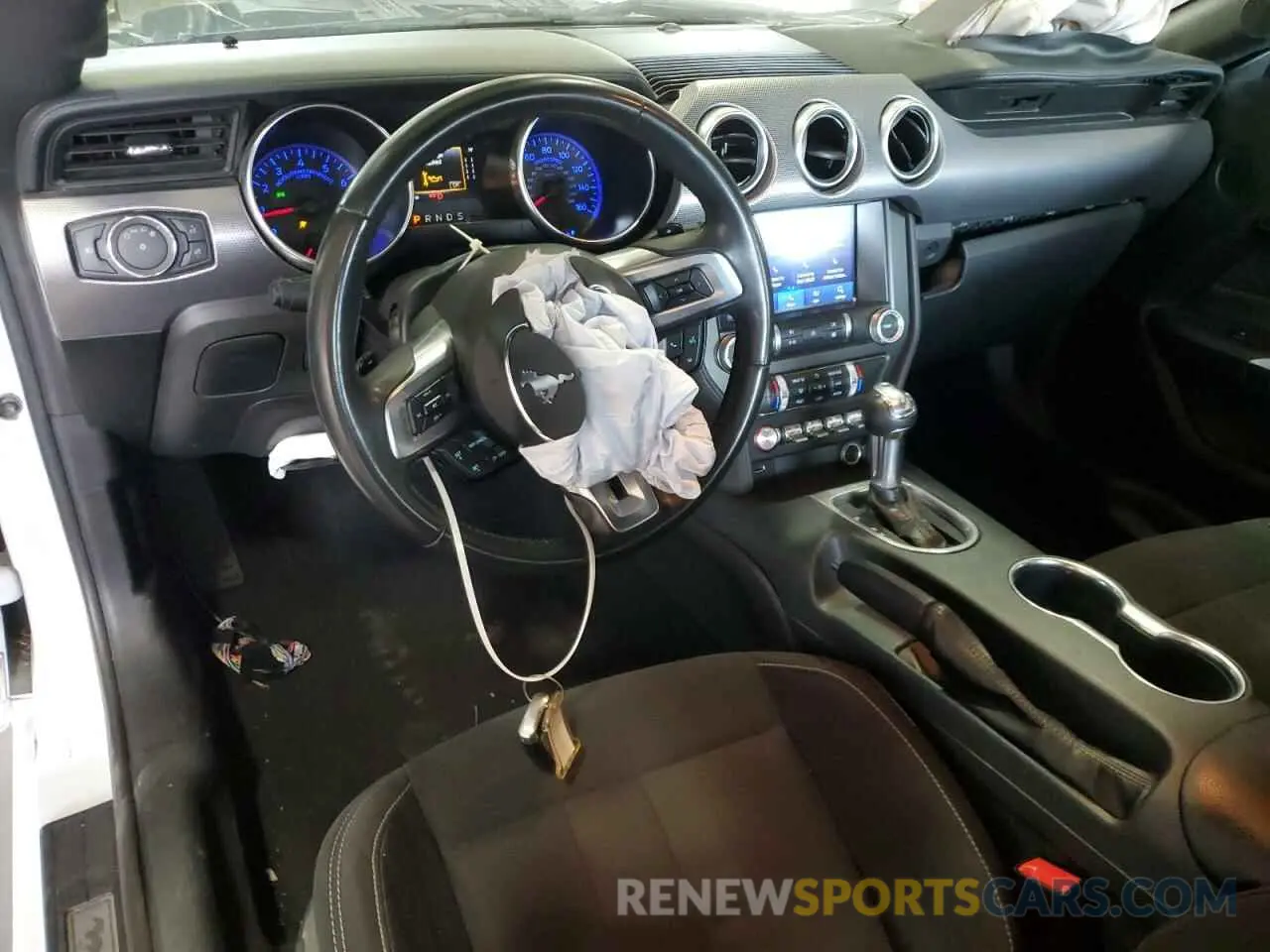 8 Фотография поврежденного автомобиля 1FA6P8CF2M5134074 FORD MUSTANG 2021