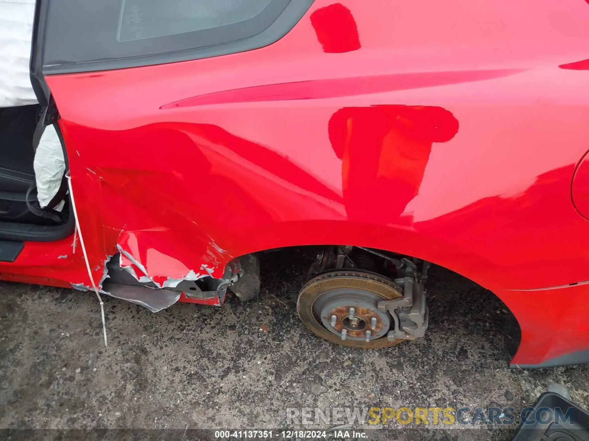 6 Фотография поврежденного автомобиля 1FA6P8CF4M5119074 FORD MUSTANG 2021