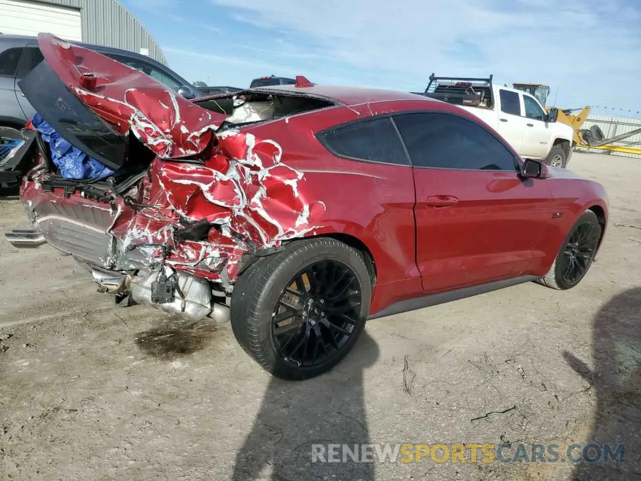 3 Фотография поврежденного автомобиля 1FA6P8CF4M5135243 FORD MUSTANG 2021