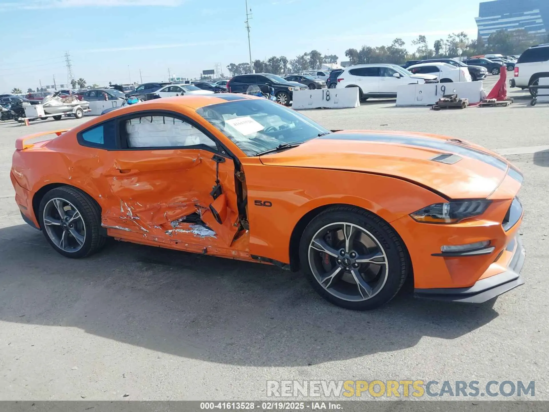 13 Photograph of a damaged car 1FA6P8CF5M5114482 FORD MUSTANG 2021