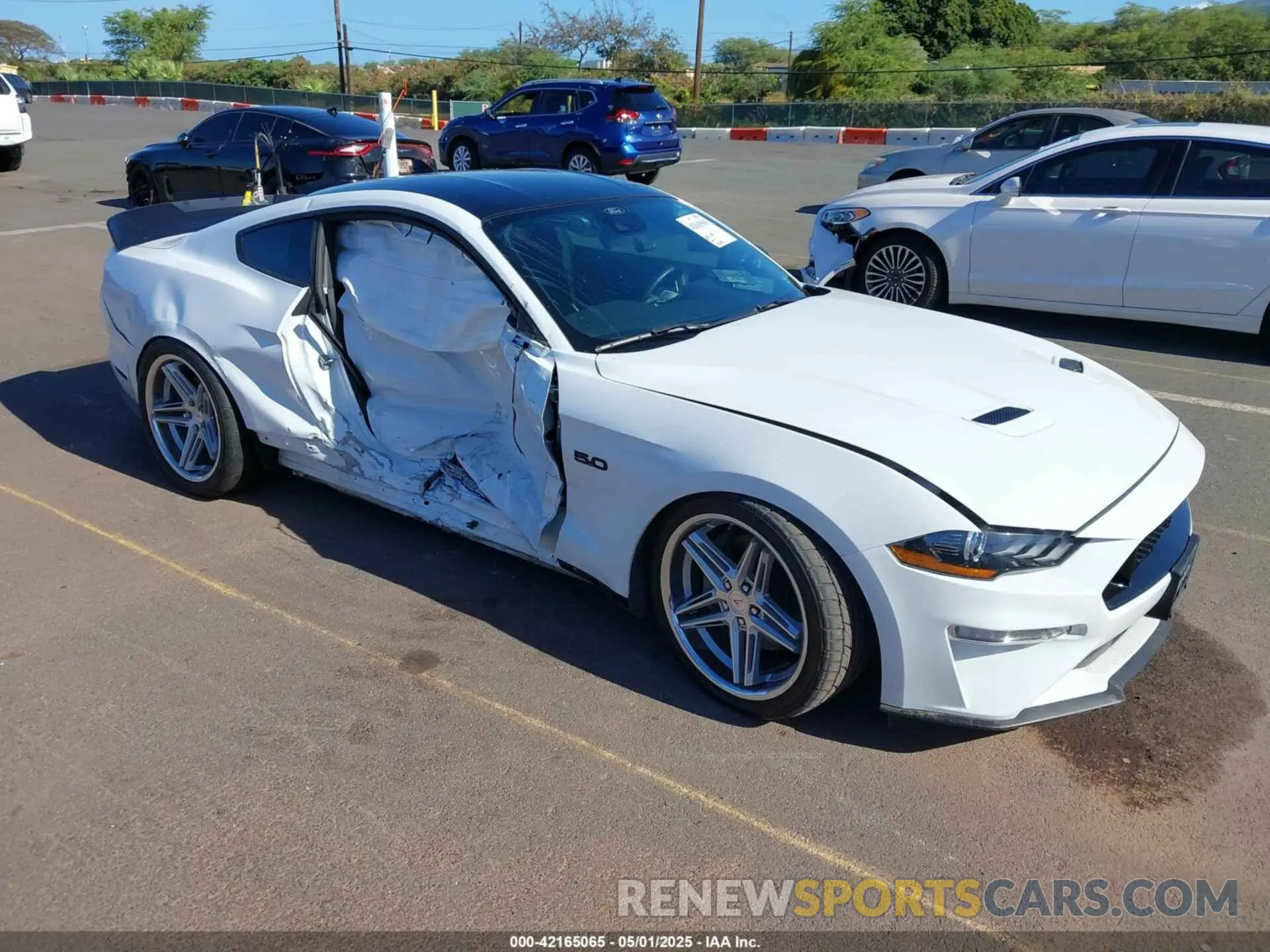 1 Photograph of a damaged car 1FA6P8CF5M5142279 FORD MUSTANG 2021