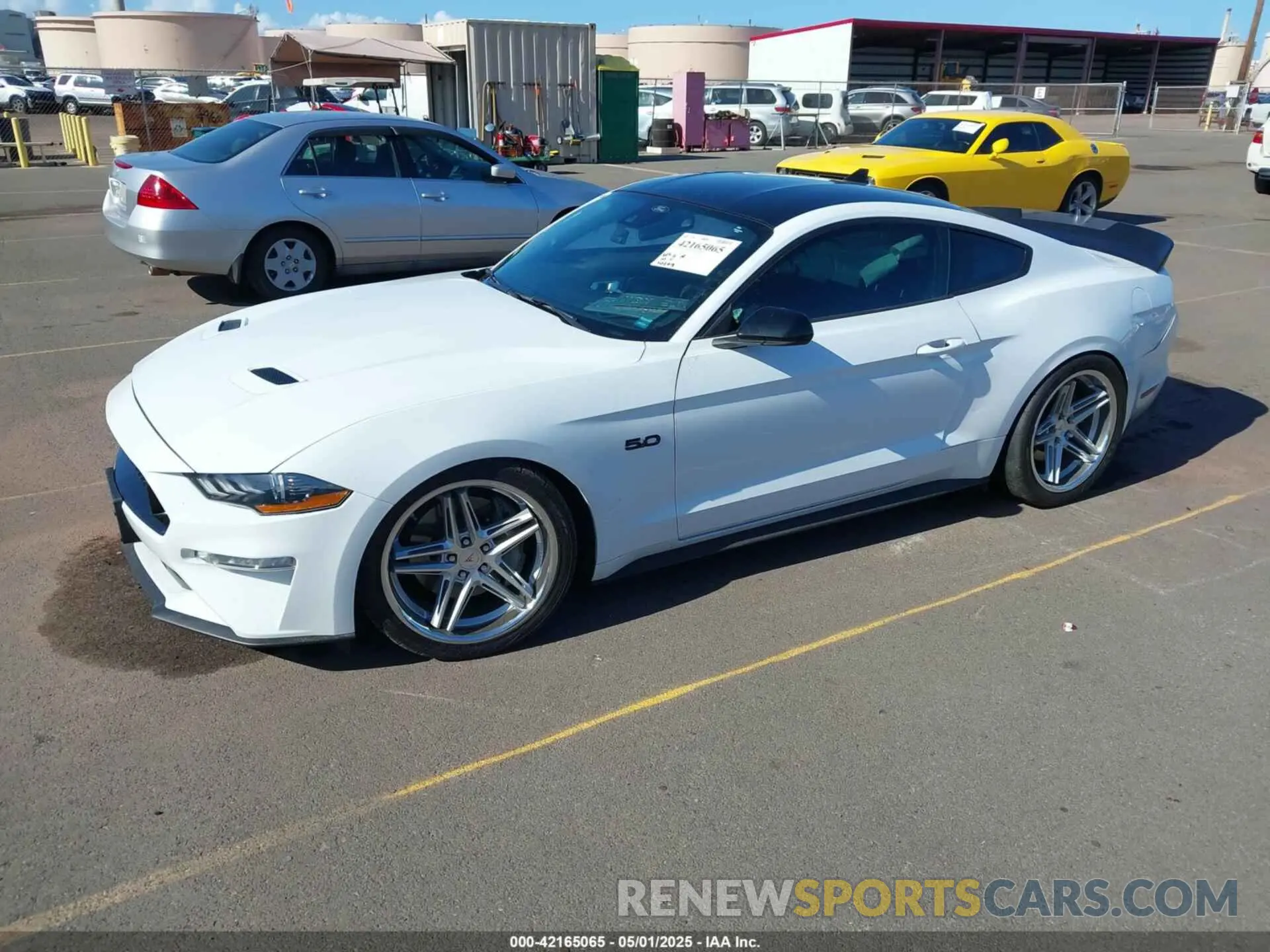 2 Photograph of a damaged car 1FA6P8CF5M5142279 FORD MUSTANG 2021