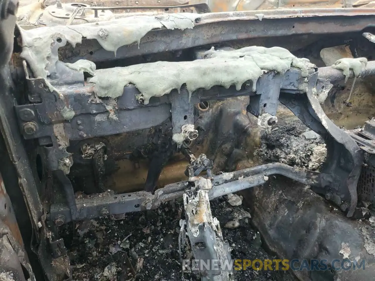 9 Photograph of a damaged car 1FA6P8CF6M5153565 FORD MUSTANG 2021