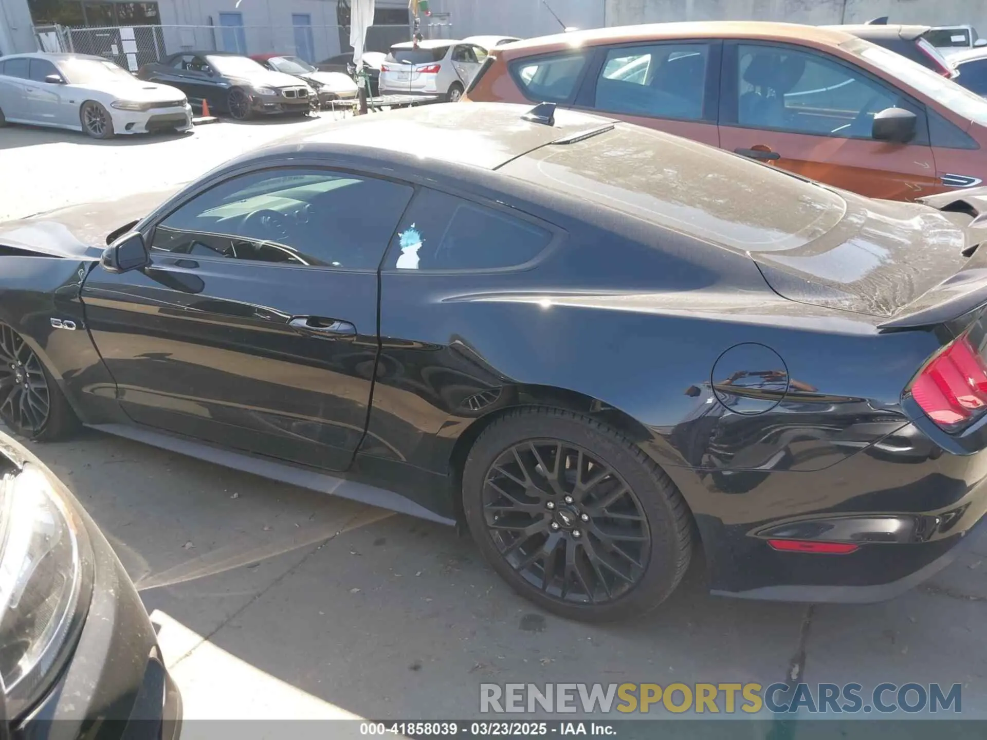 15 Photograph of a damaged car 1FA6P8CF7M5114273 FORD MUSTANG 2021