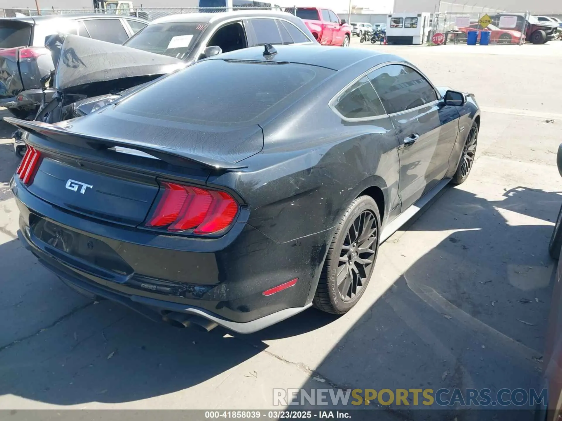 4 Photograph of a damaged car 1FA6P8CF7M5114273 FORD MUSTANG 2021
