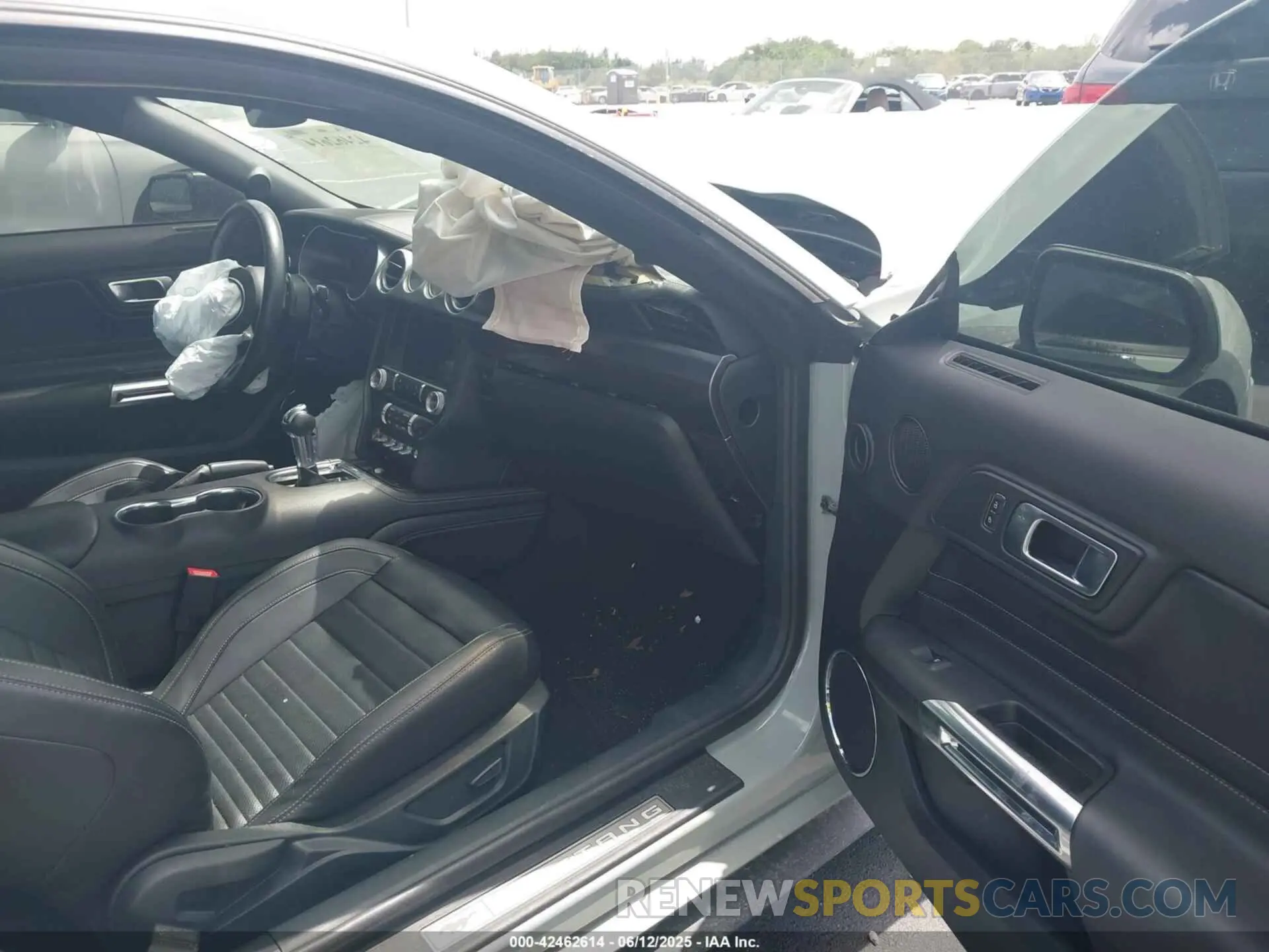5 Photograph of a damaged car 1FA6P8CF7M5128125 FORD MUSTANG 2021