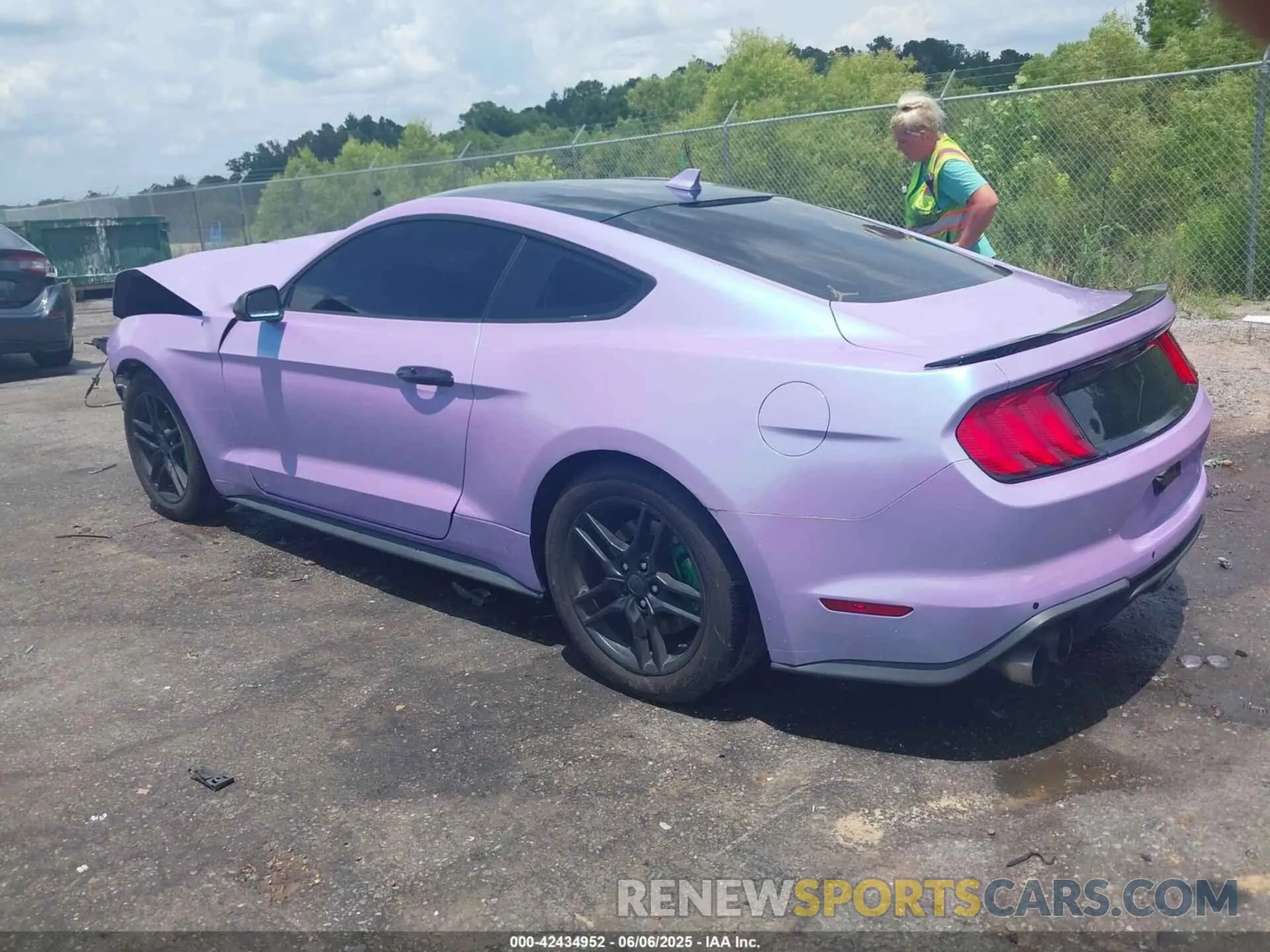 3 Photograph of a damaged car 1FA6P8CFXM5113862 FORD MUSTANG 2021