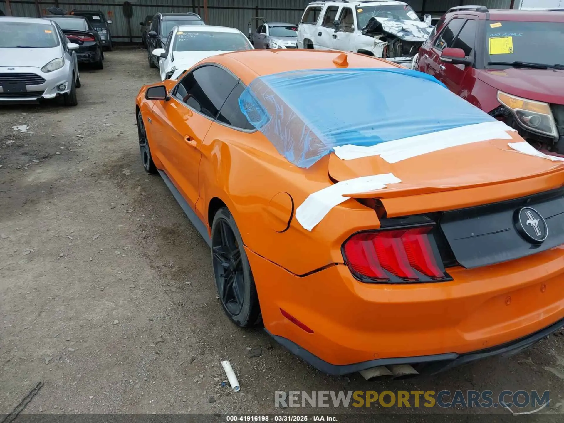 19 Photograph of a damaged car 1FA6P8TD5M5151336 FORD MUSTANG 2021
