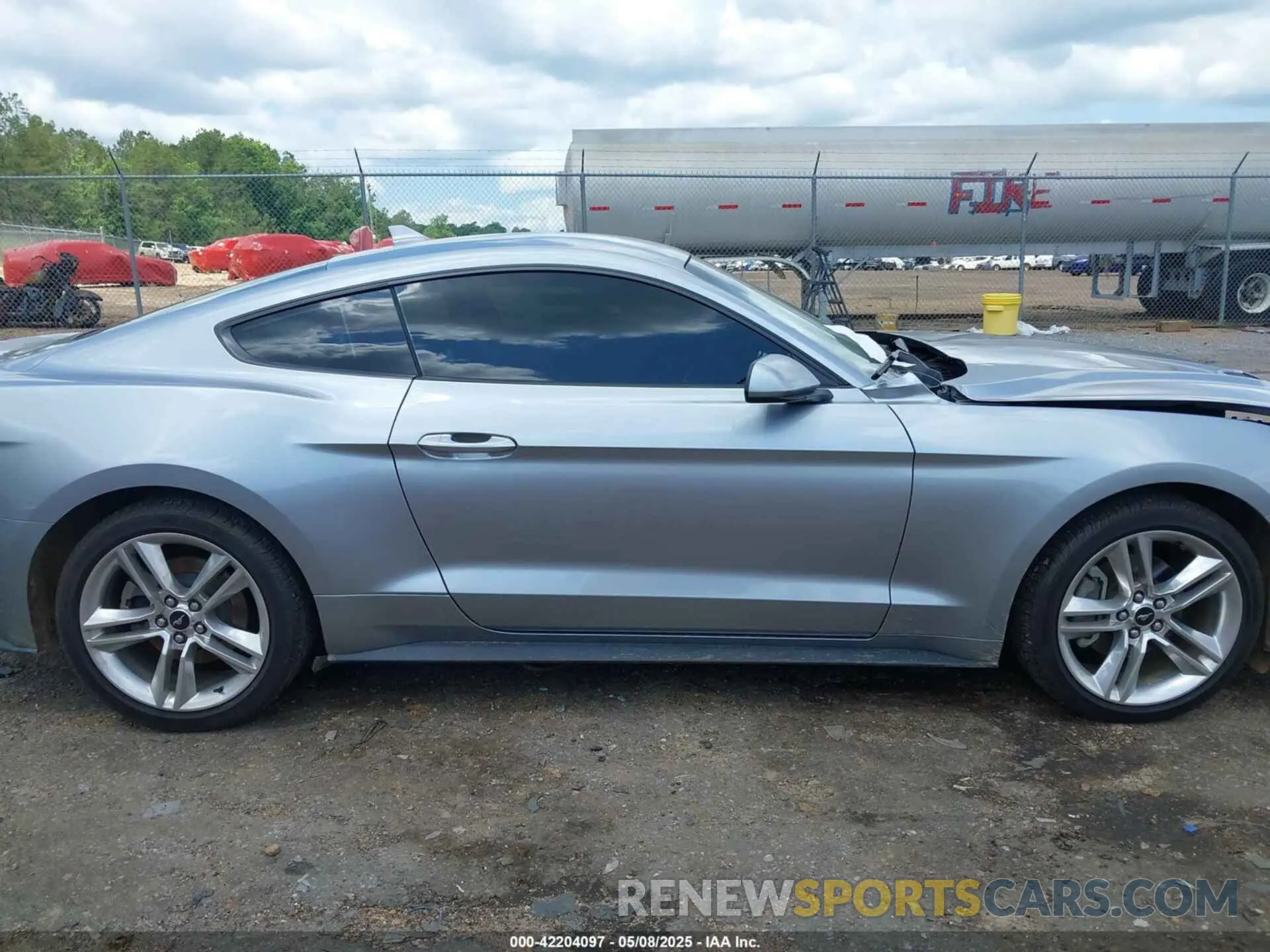 13 Photograph of a damaged car 1FA6P8TH1M5121107 FORD MUSTANG 2021
