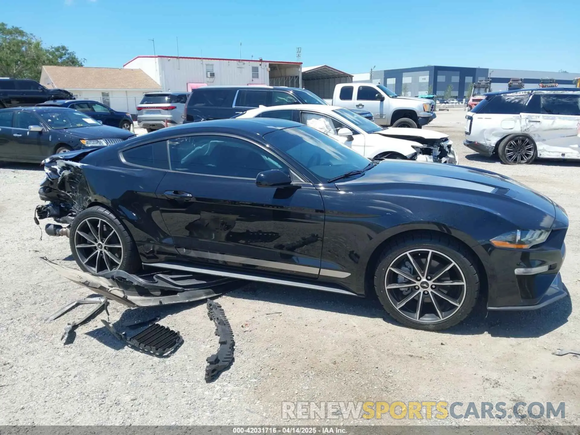 14 Photograph of a damaged car 1FA6P8TH1M5137372 FORD MUSTANG 2021