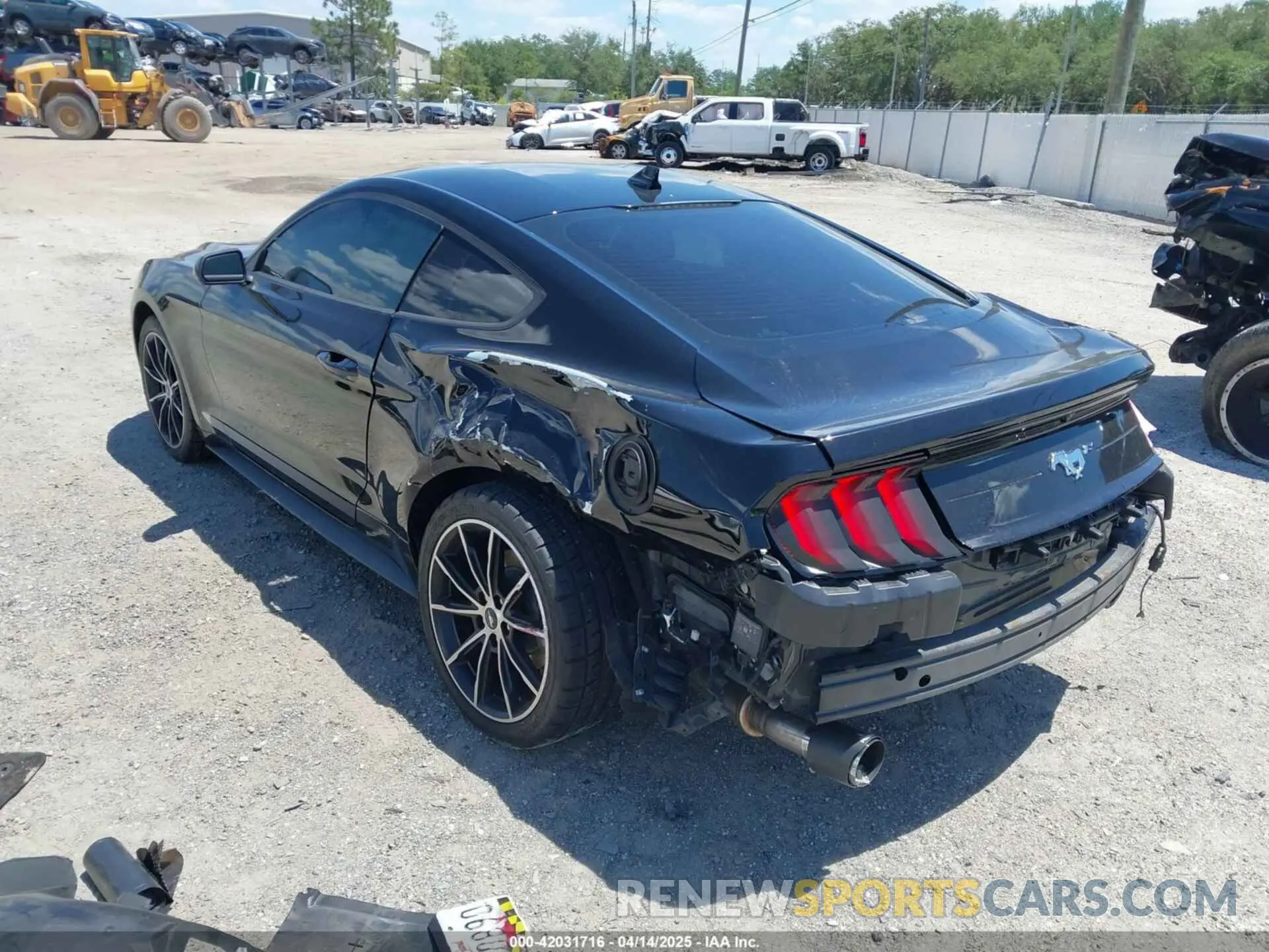 3 Photograph of a damaged car 1FA6P8TH1M5137372 FORD MUSTANG 2021