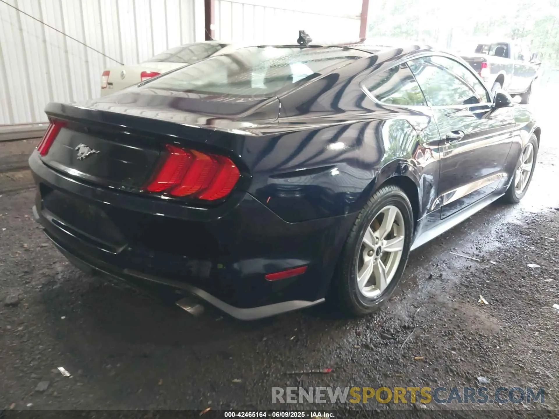 4 Photograph of a damaged car 1FA6P8TH4M5126706 FORD MUSTANG 2021