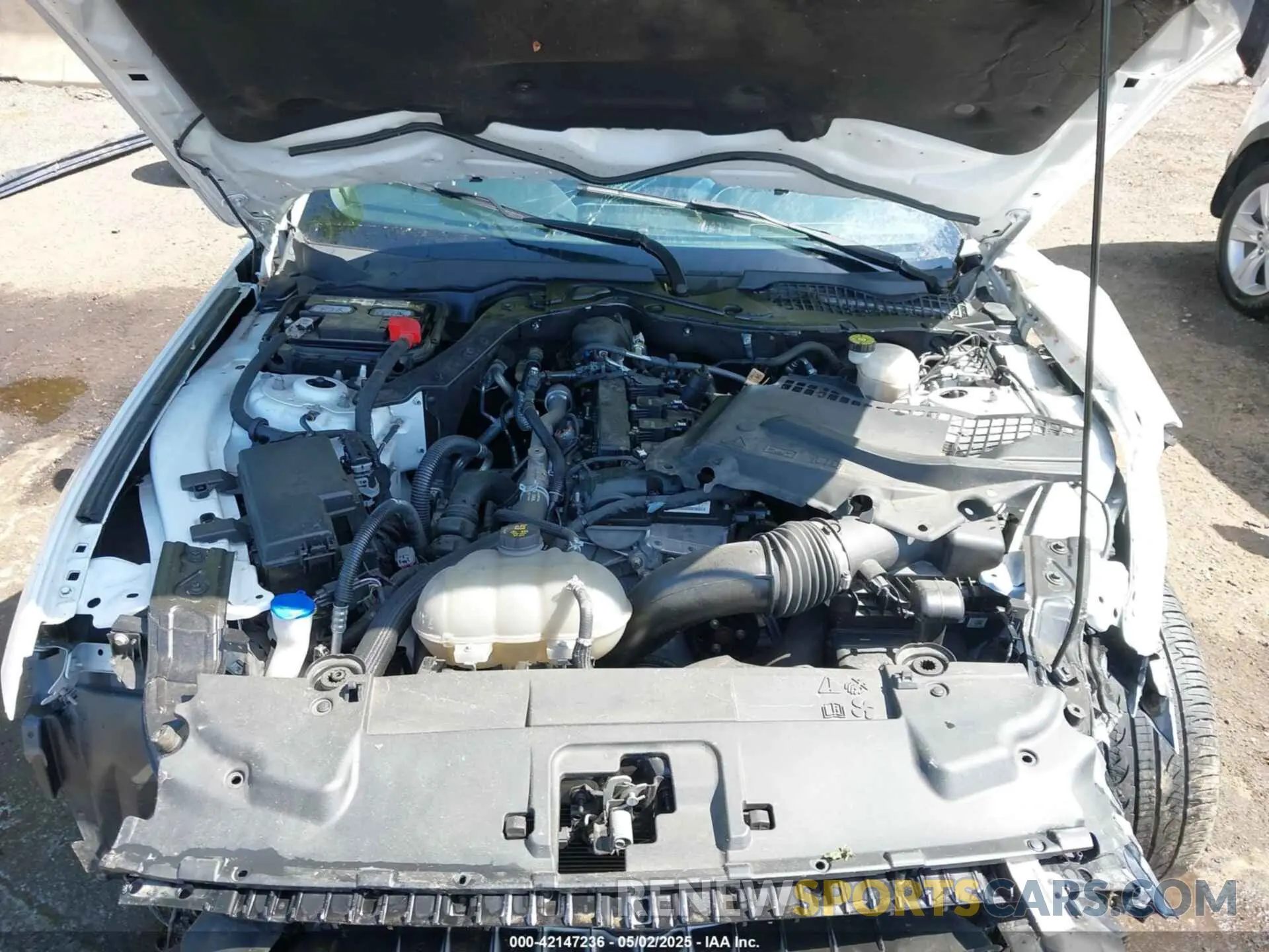 10 Photograph of a damaged car 1FA6P8TH6M5148562 FORD MUSTANG 2021