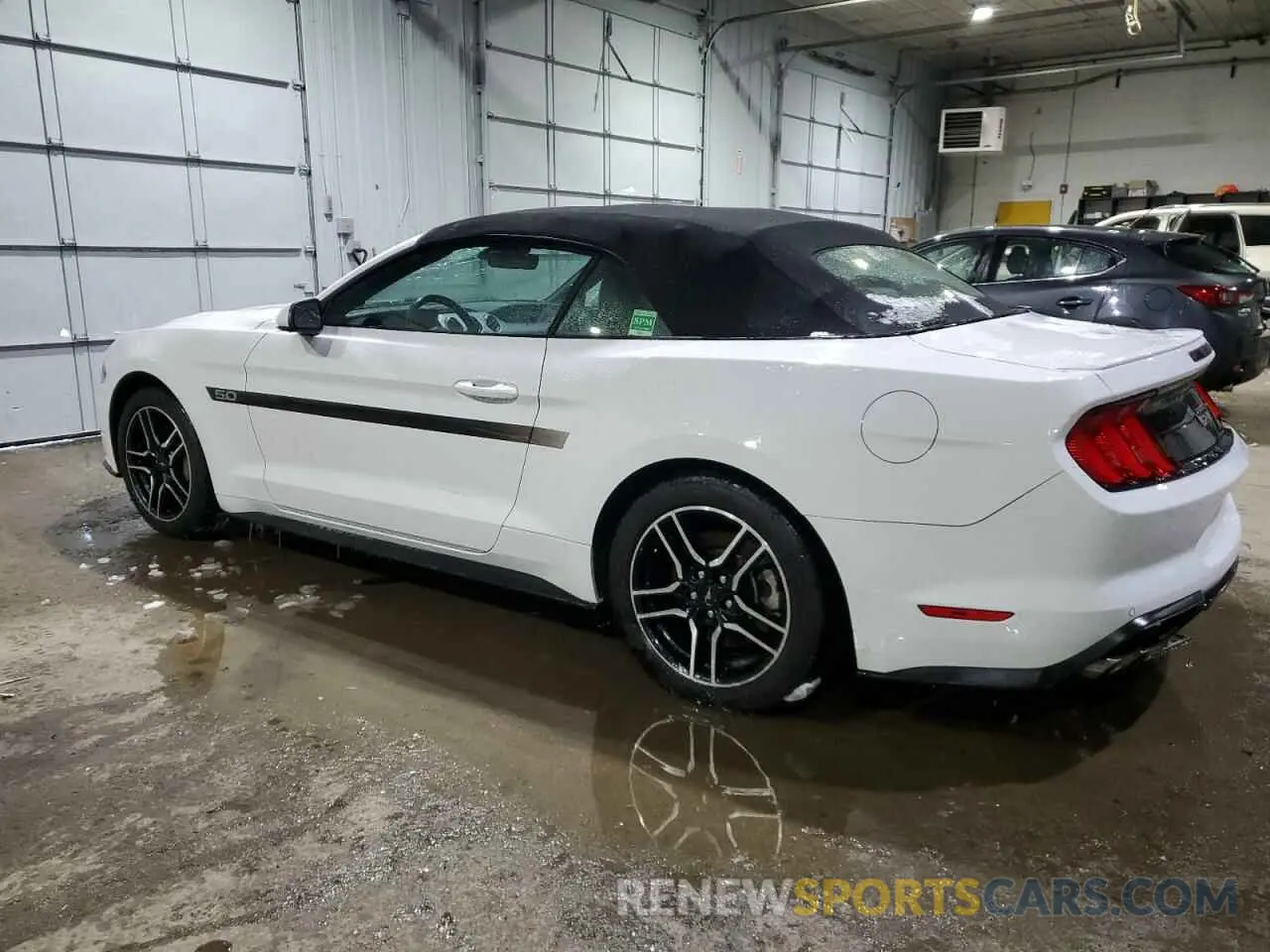 2 Photograph of a damaged car 1FATP8FF1M5135621 FORD MUSTANG 2021