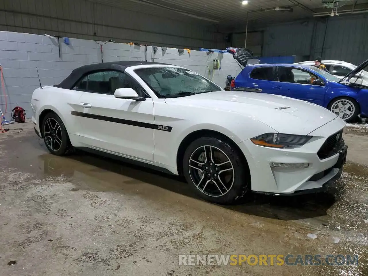 4 Photograph of a damaged car 1FATP8FF1M5135621 FORD MUSTANG 2021
