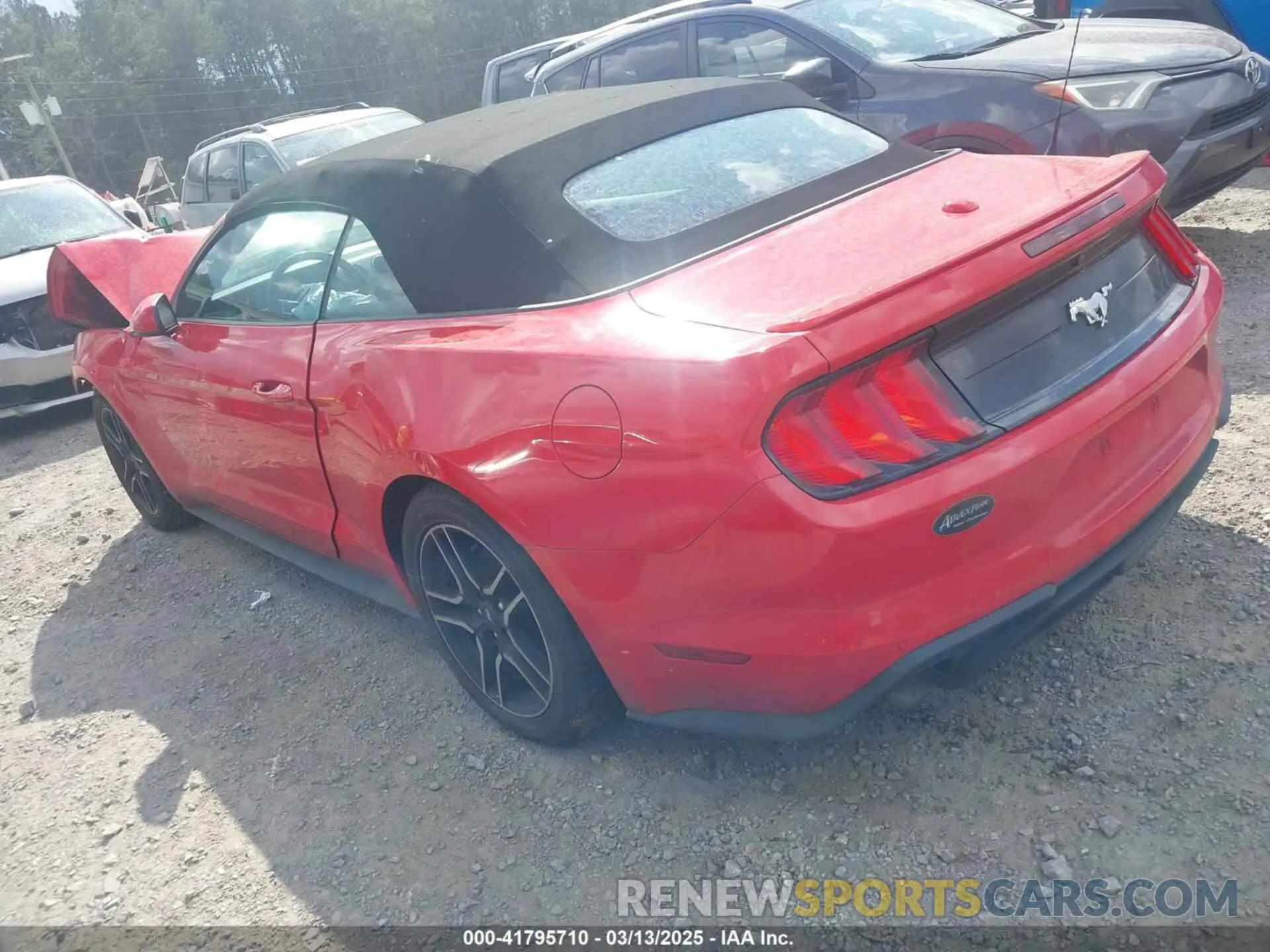 3 Фотография поврежденного автомобиля 1FATP8UH0M5107751 FORD MUSTANG 2021