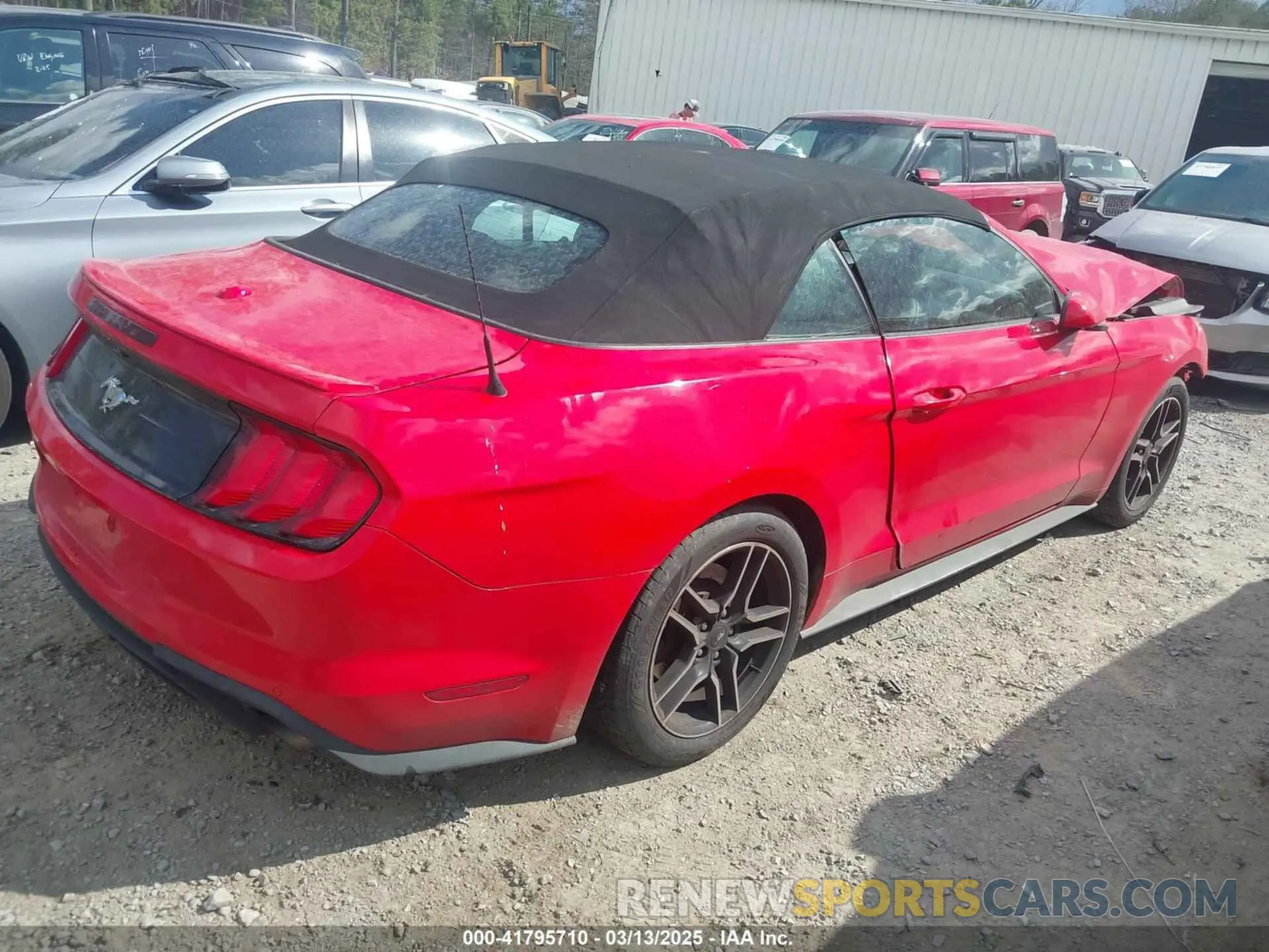 4 Фотография поврежденного автомобиля 1FATP8UH0M5107751 FORD MUSTANG 2021