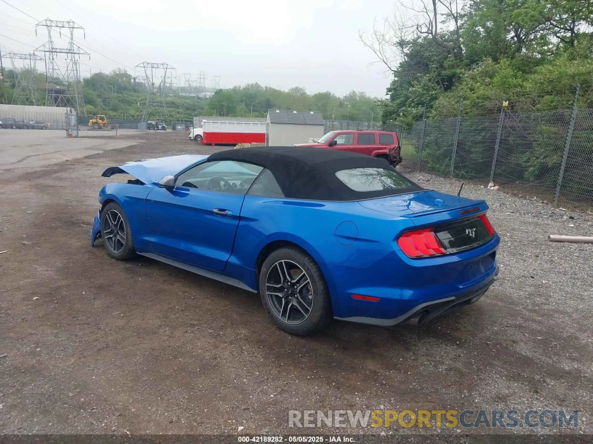 3 Photograph of a damaged car 1FATP8UH0M5110357 FORD MUSTANG 2021