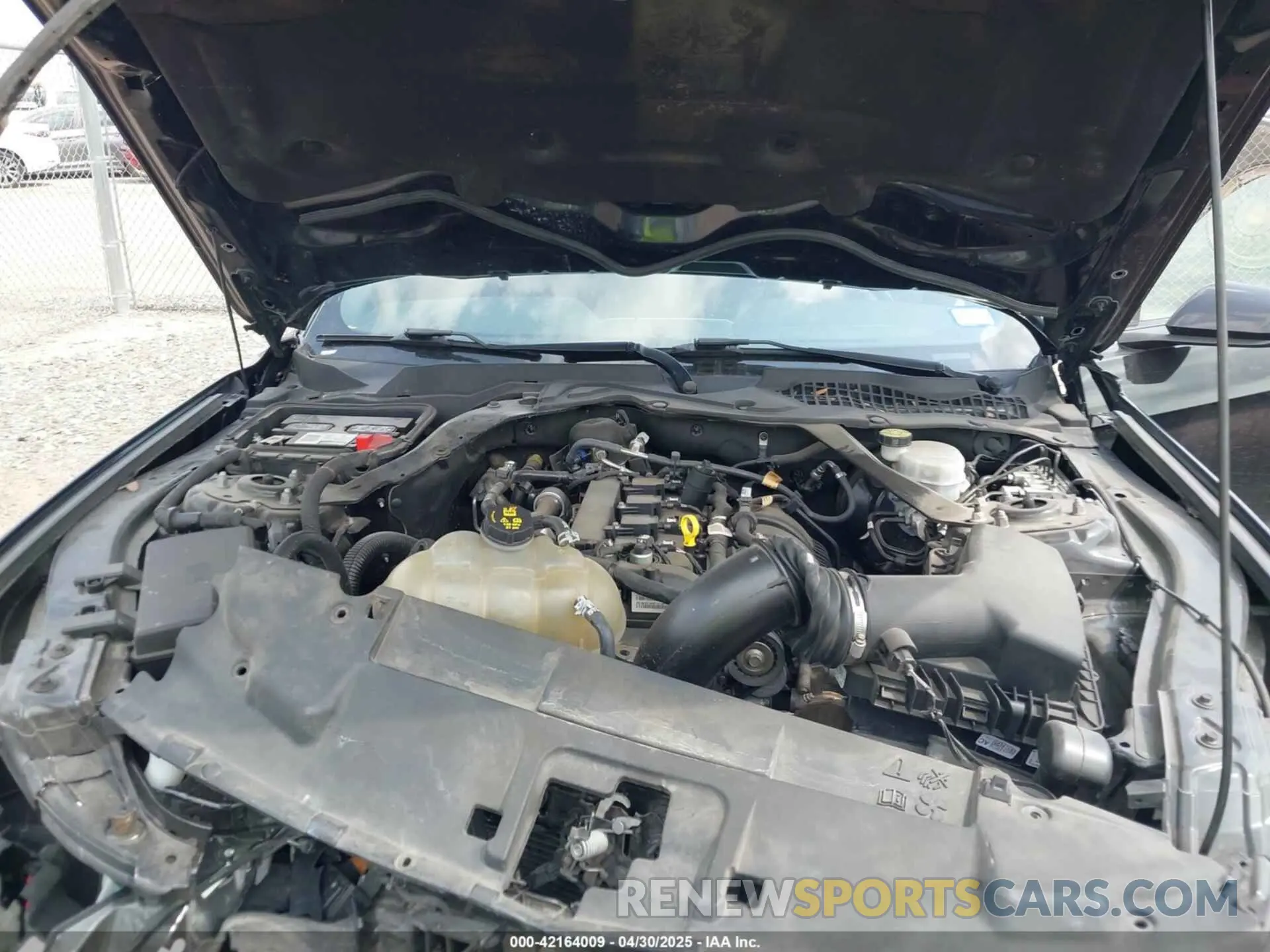 10 Фотография поврежденного автомобиля 1FATP8UH2M5120226 FORD MUSTANG 2021