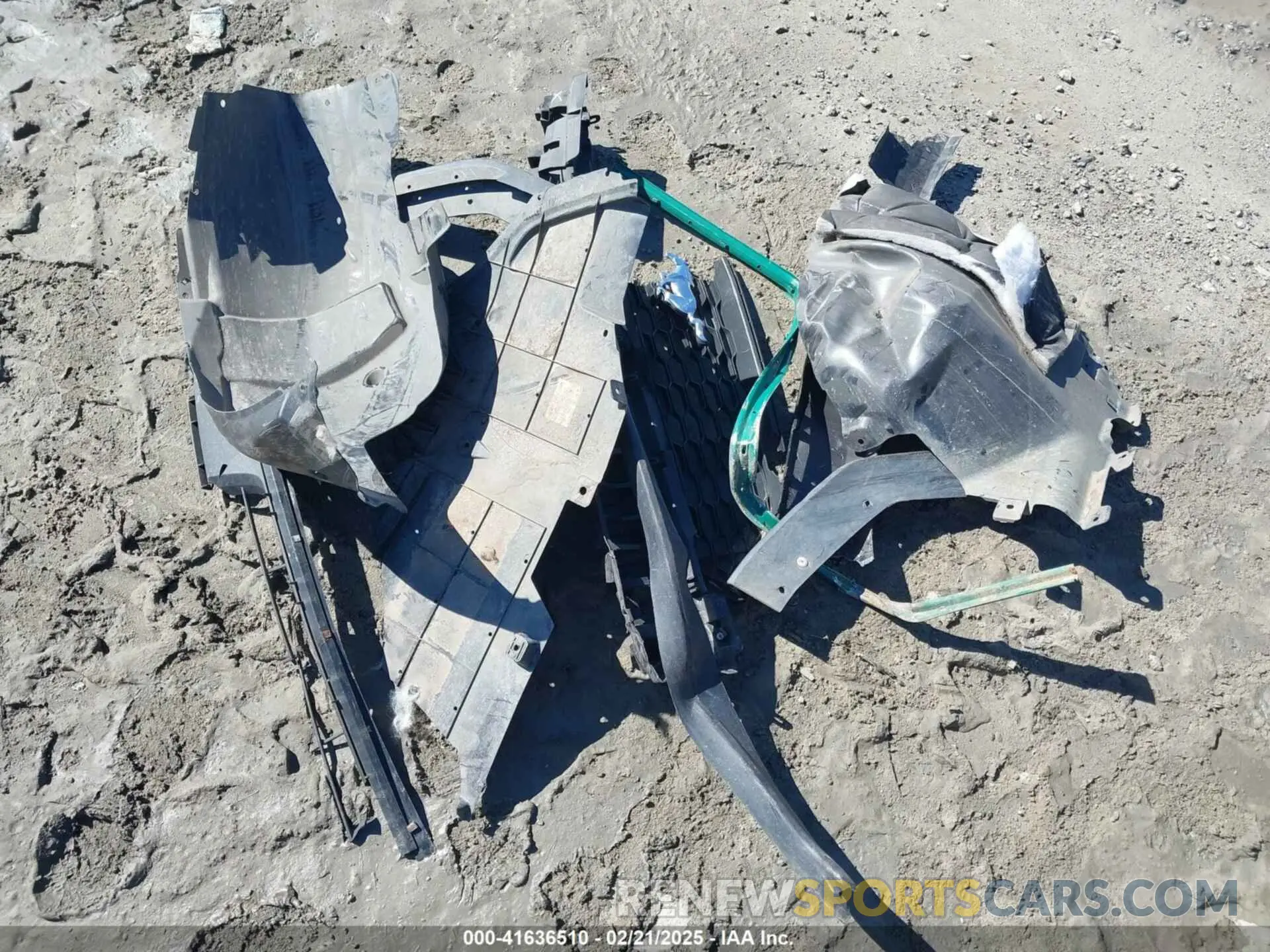 12 Photograph of a damaged car 1FATP8UH4M5109003 FORD MUSTANG 2021
