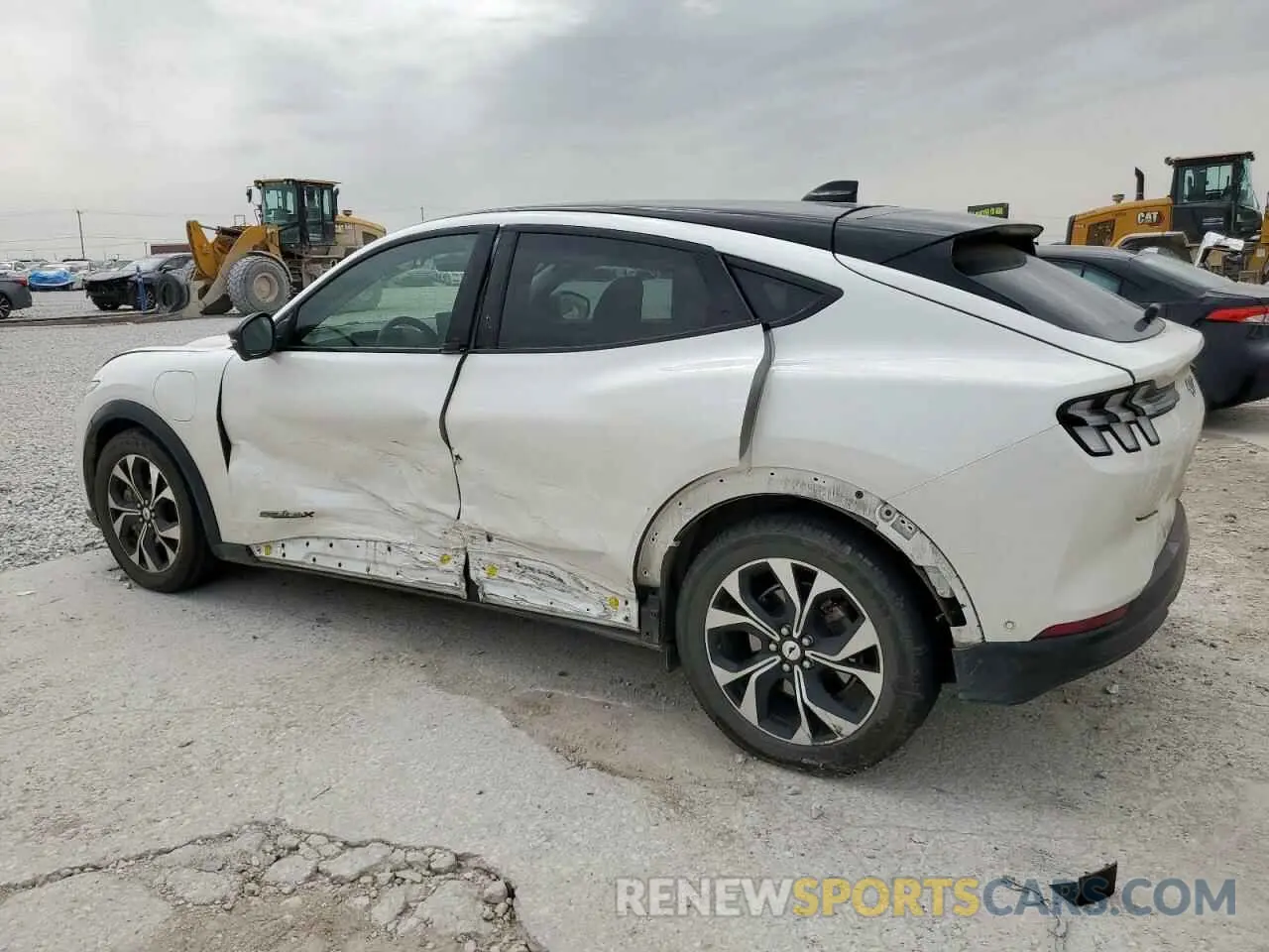 2 Photograph of a damaged car 3FMTK3SU9MMA02000 FORD MUSTANG 2021