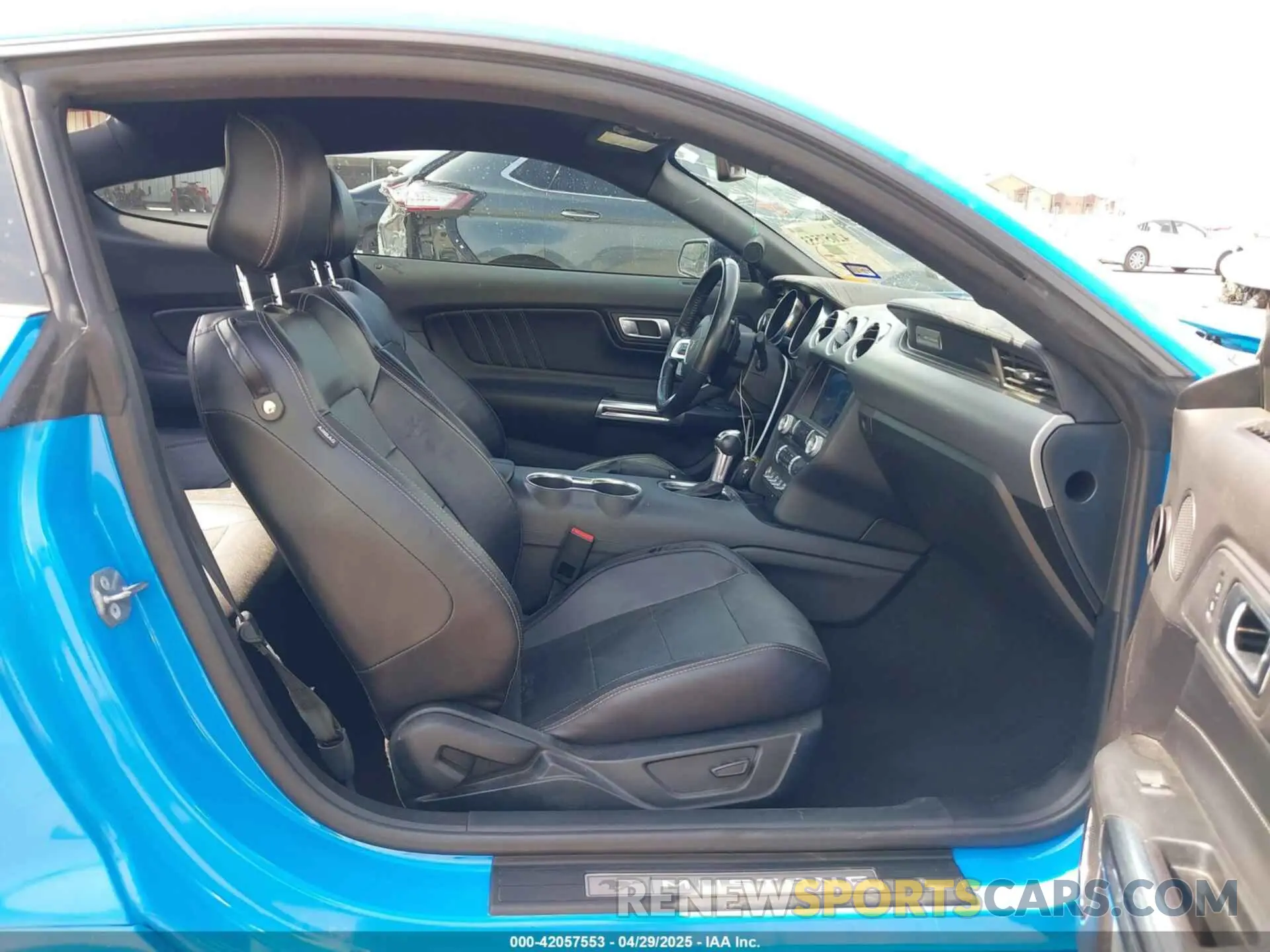 5 Фотография поврежденного автомобиля 1FA6P8CF4N5142081 FORD MUSTANG 2022