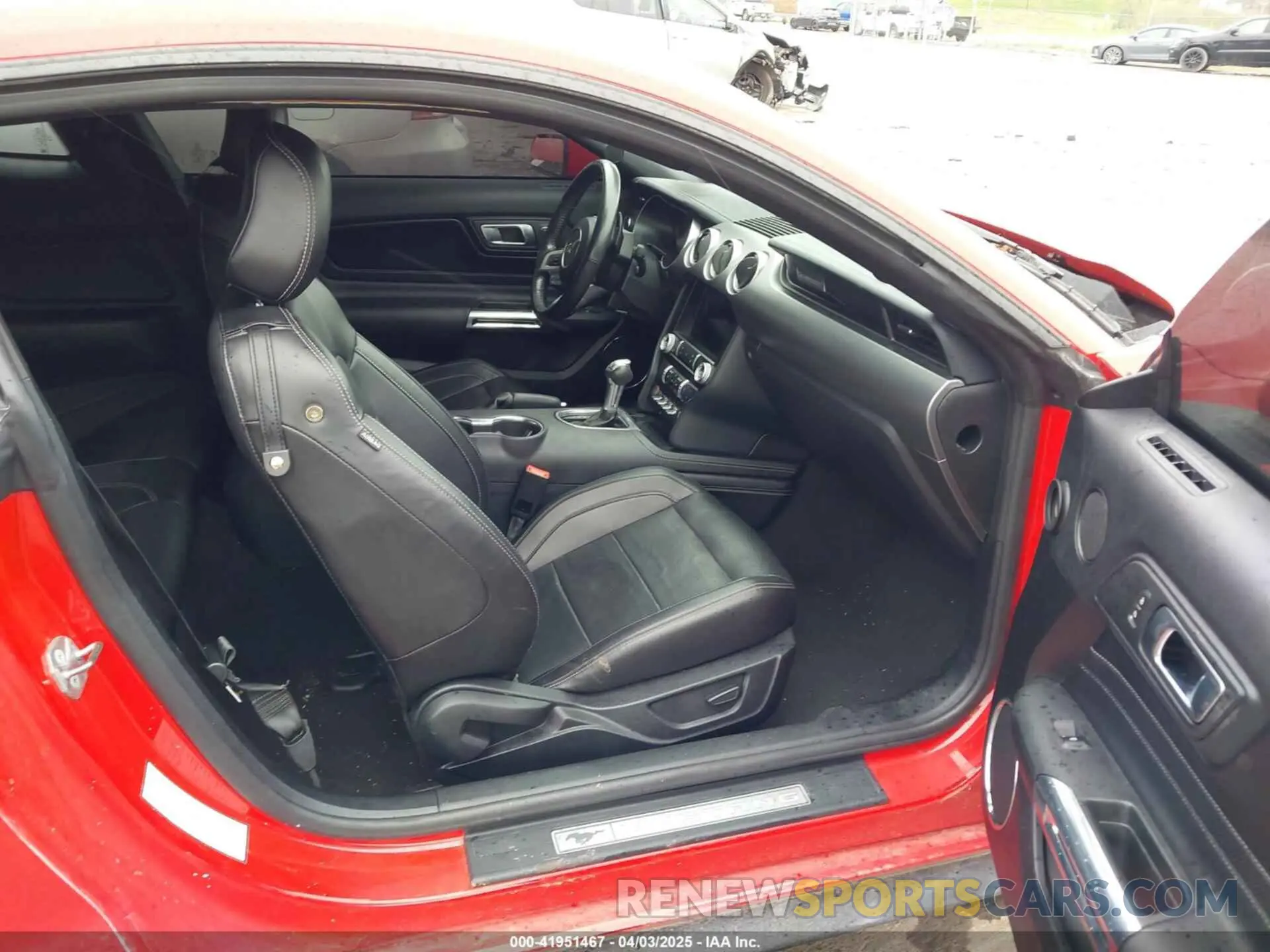 5 Фотография поврежденного автомобиля 1FA6P8CF5N5113642 FORD MUSTANG 2022