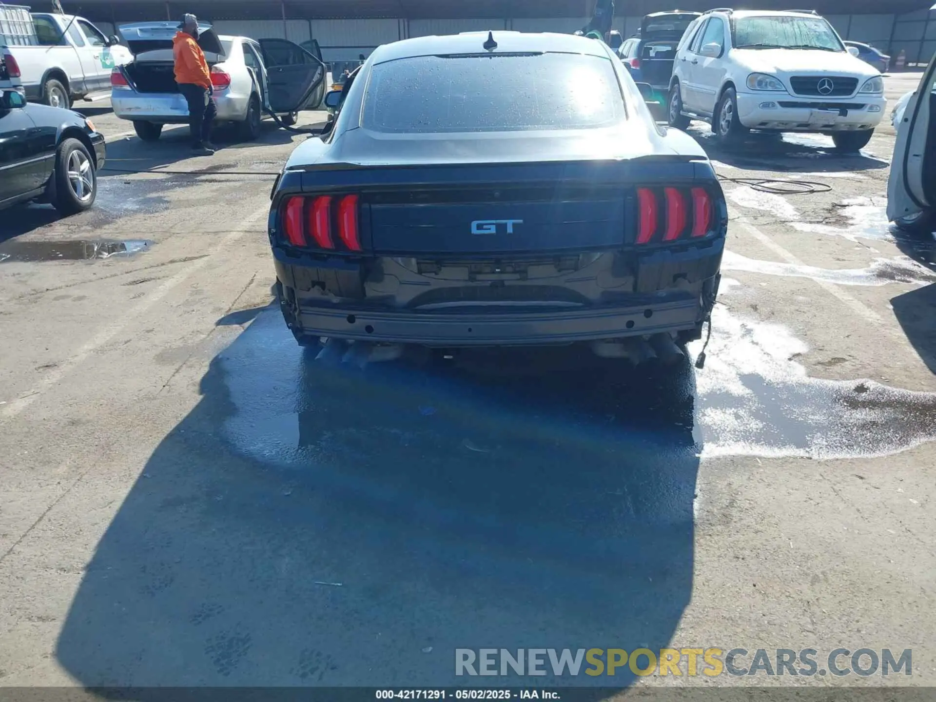 18 Фотография поврежденного автомобиля 1FA6P8CF6N5135181 FORD MUSTANG 2022
