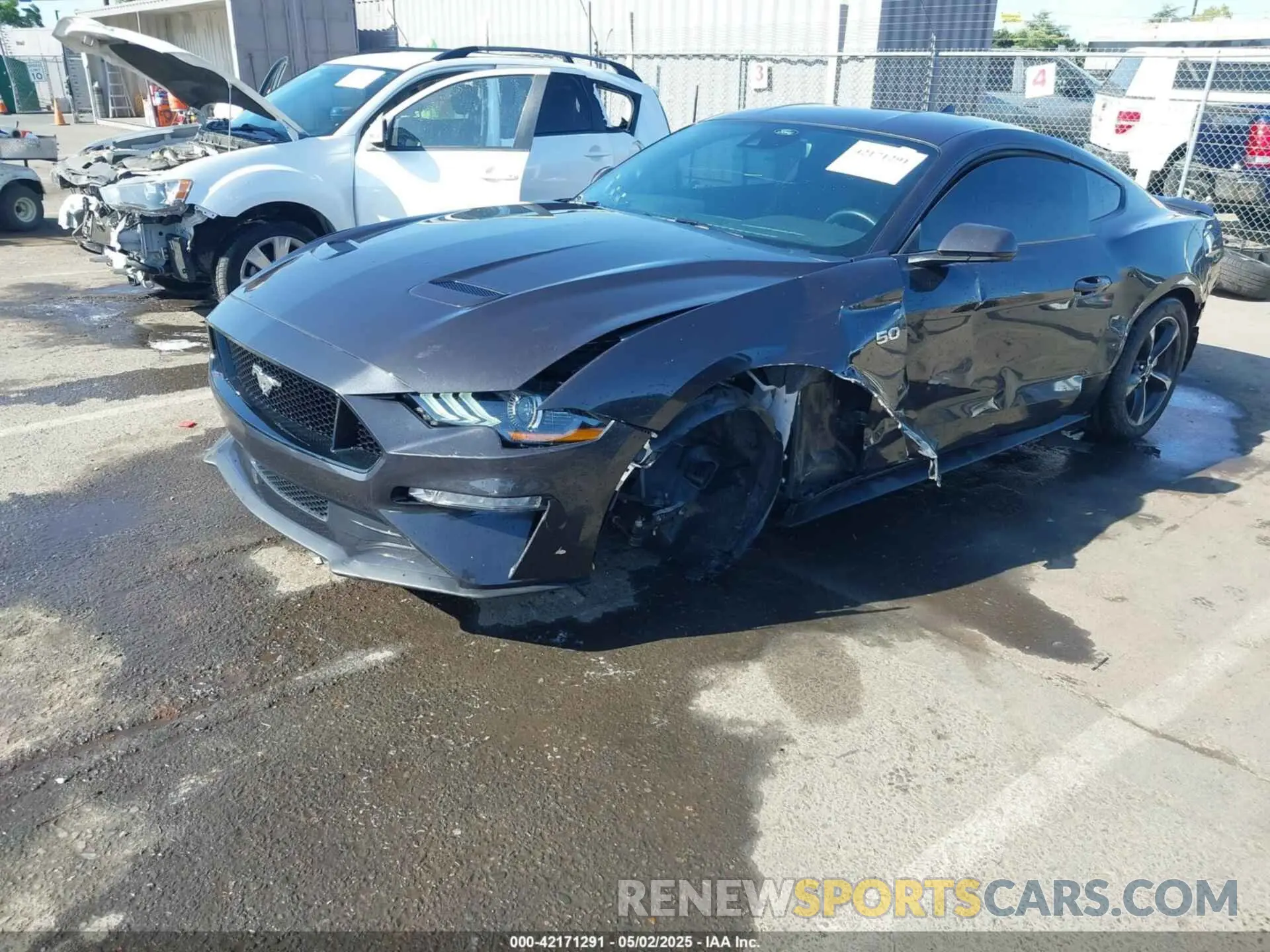 2 Фотография поврежденного автомобиля 1FA6P8CF6N5135181 FORD MUSTANG 2022