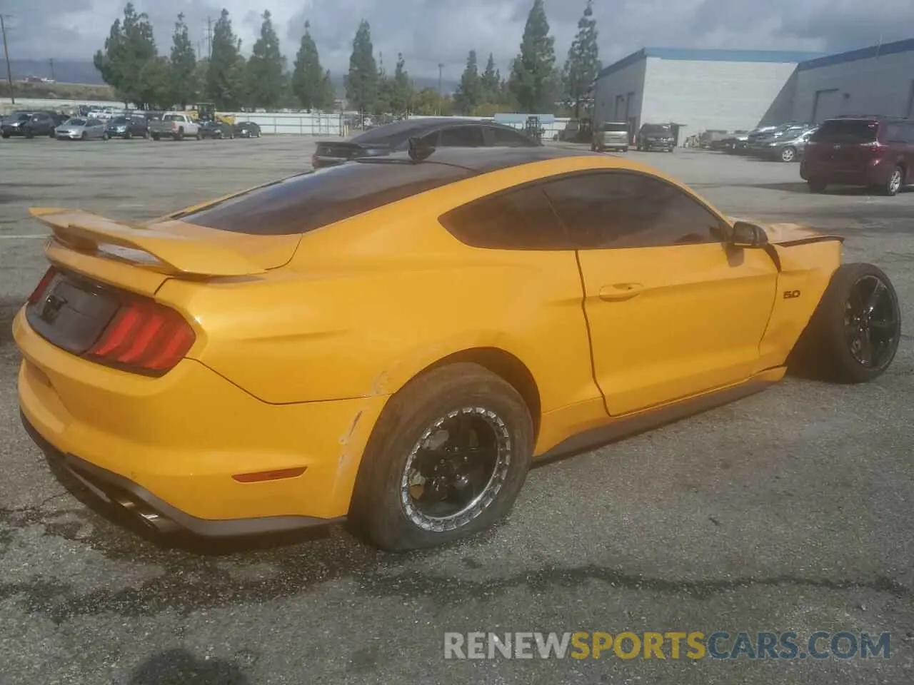 3 Фотография поврежденного автомобиля 1FA6P8CF8N5142200 FORD MUSTANG 2022
