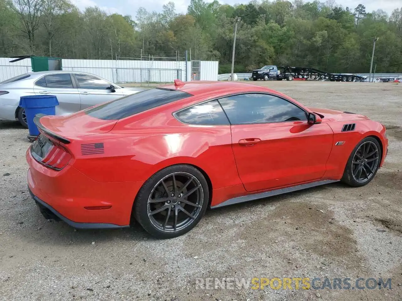 3 Фотография поврежденного автомобиля 1FA6P8CFXN5133725 FORD MUSTANG 2022