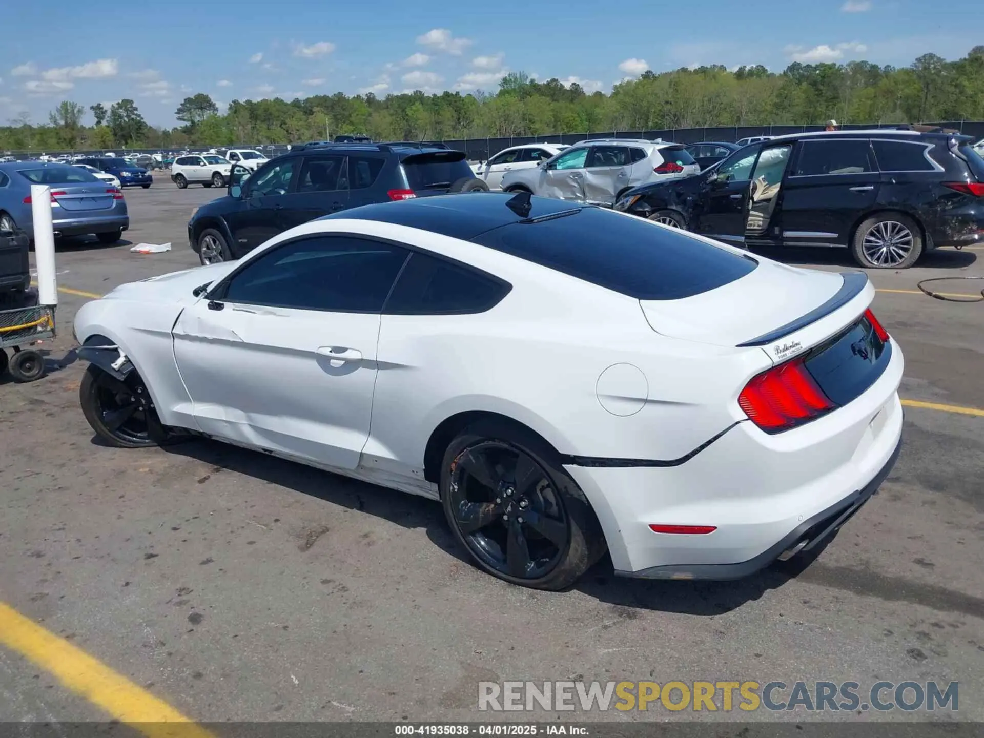 3 Фотография поврежденного автомобиля 1FA6P8TH0N5138871 FORD MUSTANG 2022
