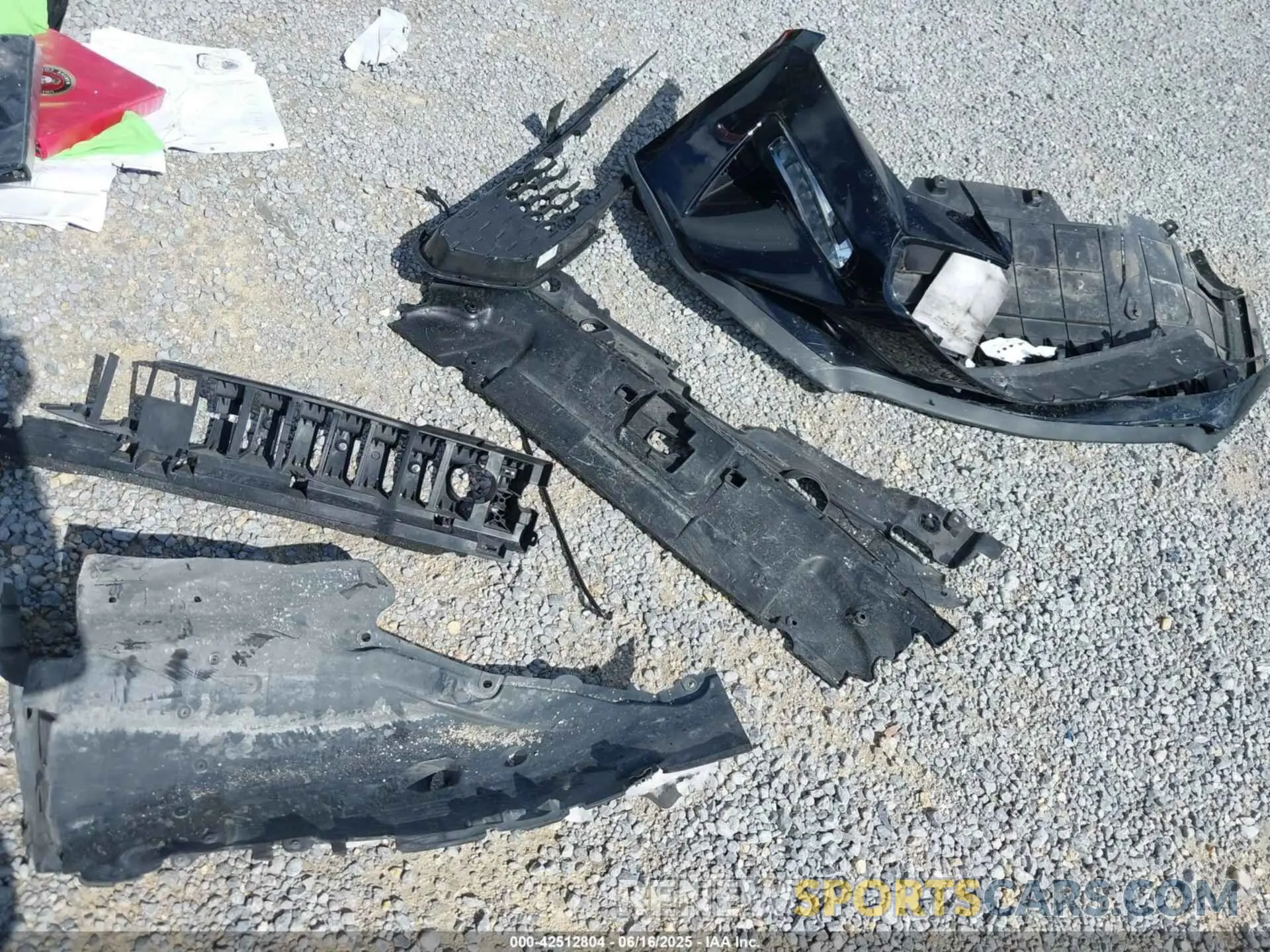 11 Photograph of a damaged car 1FA6P8TH1N5150611 FORD MUSTANG 2022