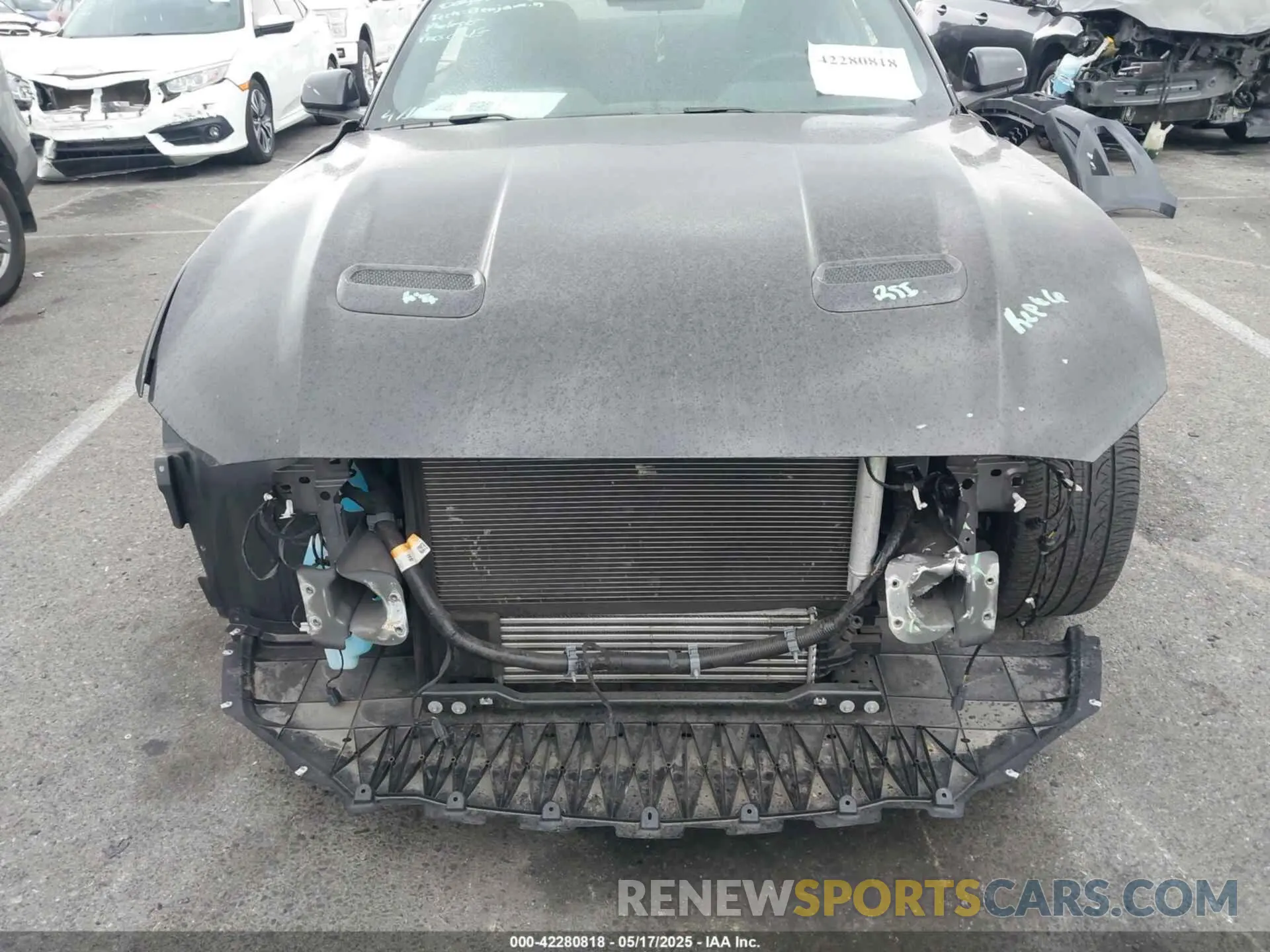 6 Photograph of a damaged car 1FA6P8TH2N5135583 FORD MUSTANG 2022