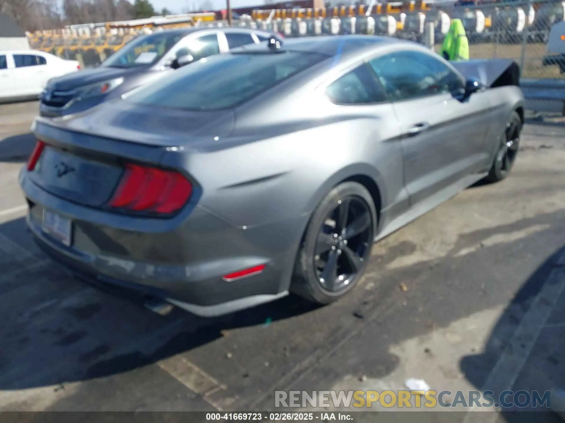 4 Фотография поврежденного автомобиля 1FA6P8TH2N5141464 FORD MUSTANG 2022