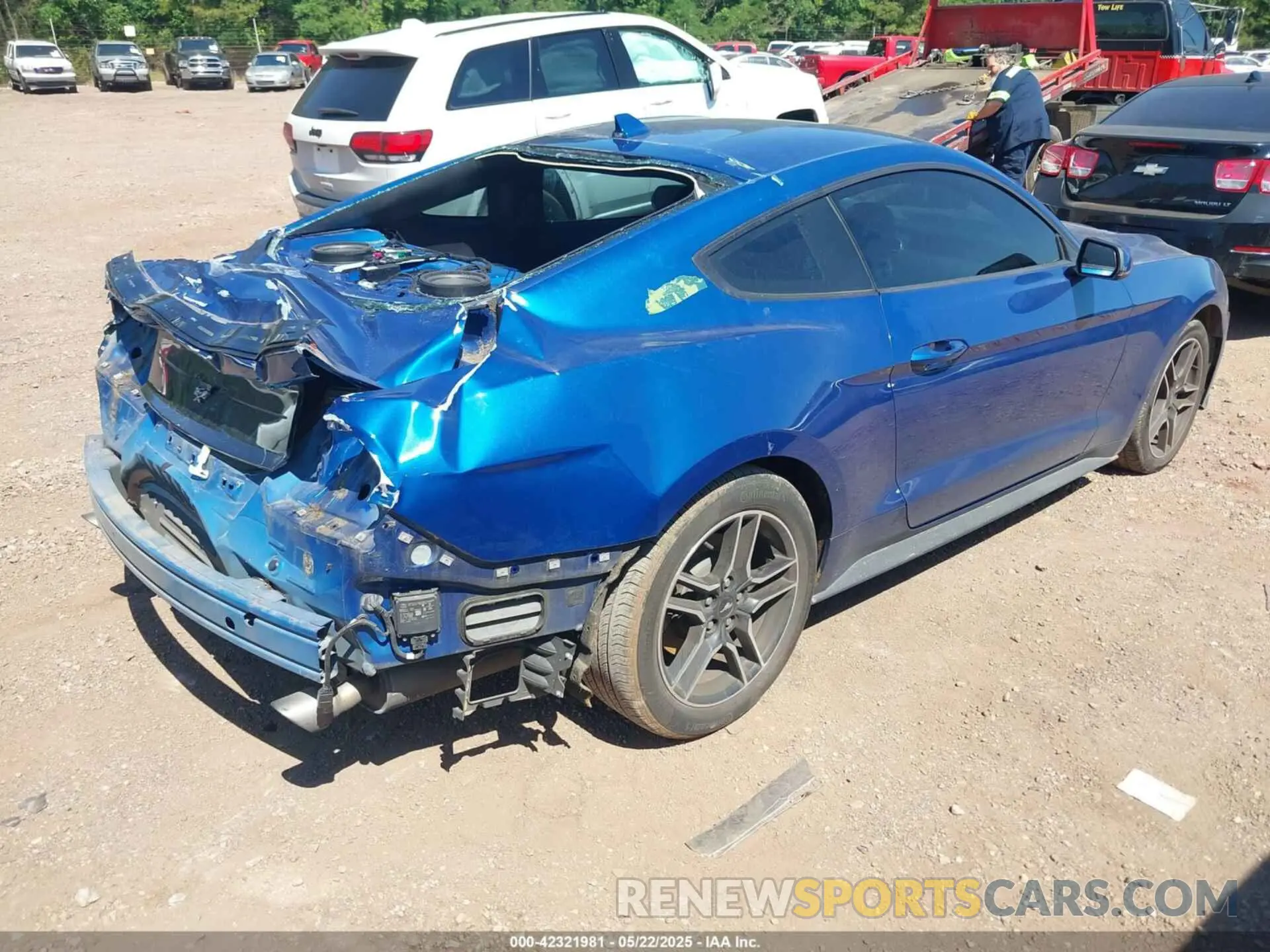 4 Photograph of a damaged car 1FA6P8TH3N5126326 FORD MUSTANG 2022