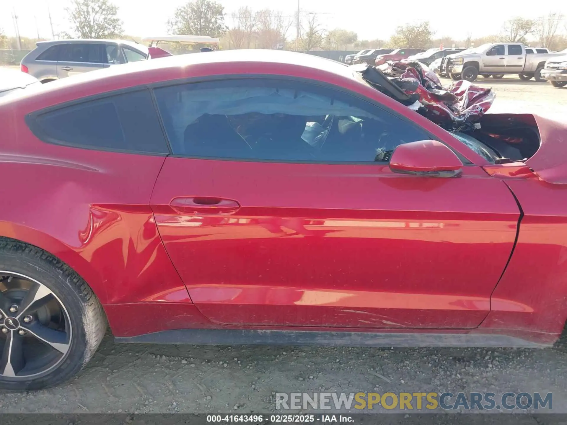 13 Photograph of a damaged car 1FA6P8TH5N5147680 FORD MUSTANG 2022